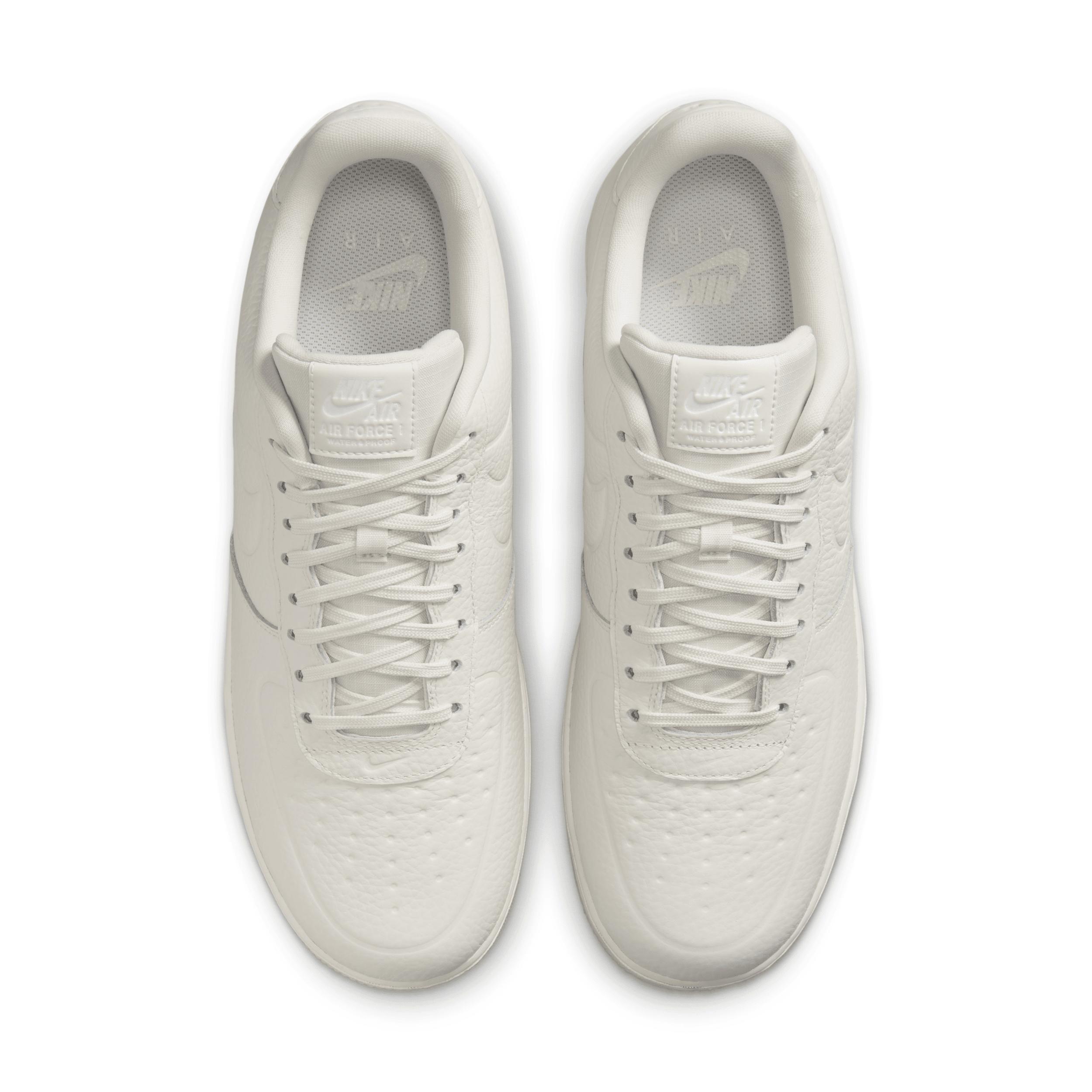 Mens Nike Air Force 1 07 Pro Tech Low Casual Shoes Product Image