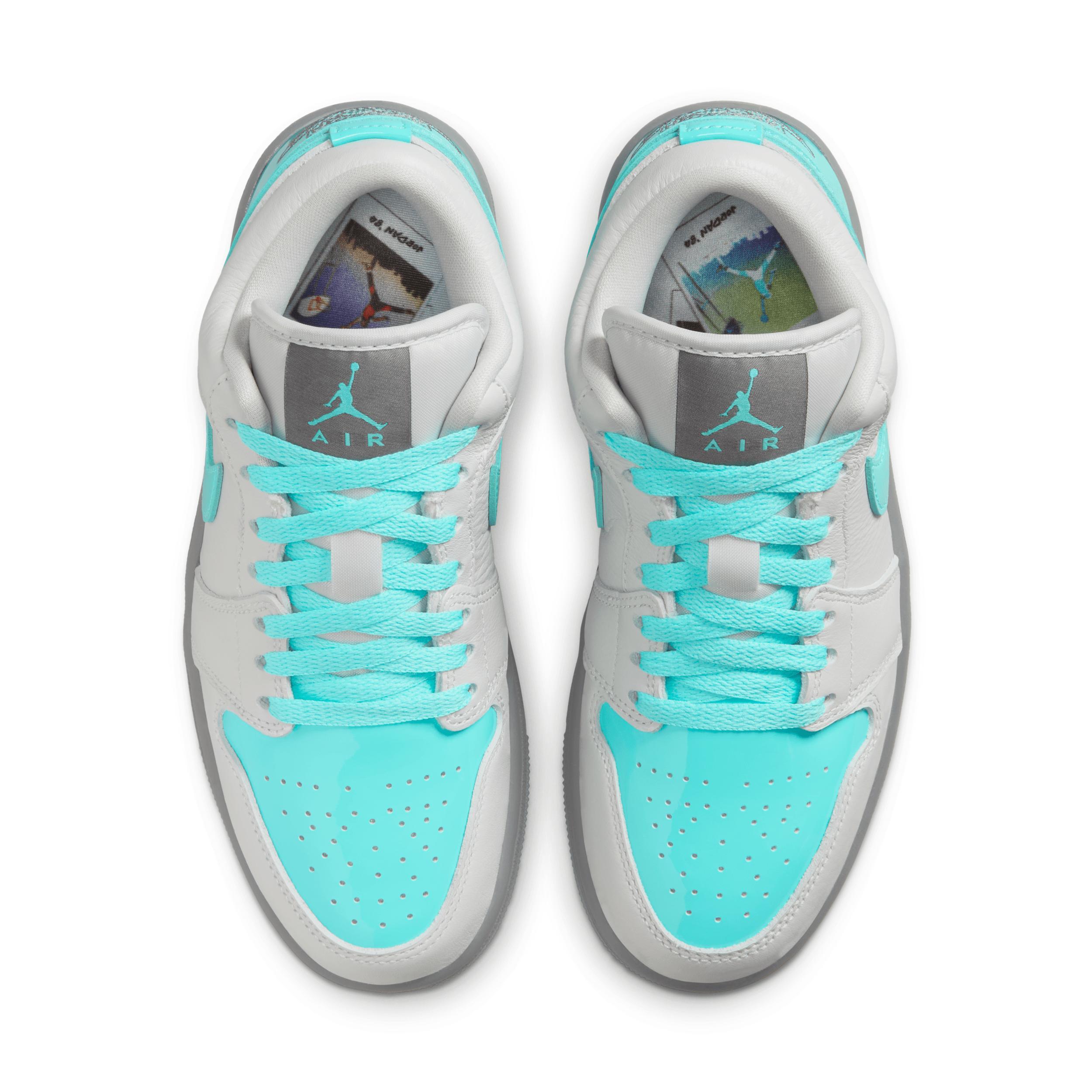 Air Jordan 1 Low SE Women's Shoes Product Image