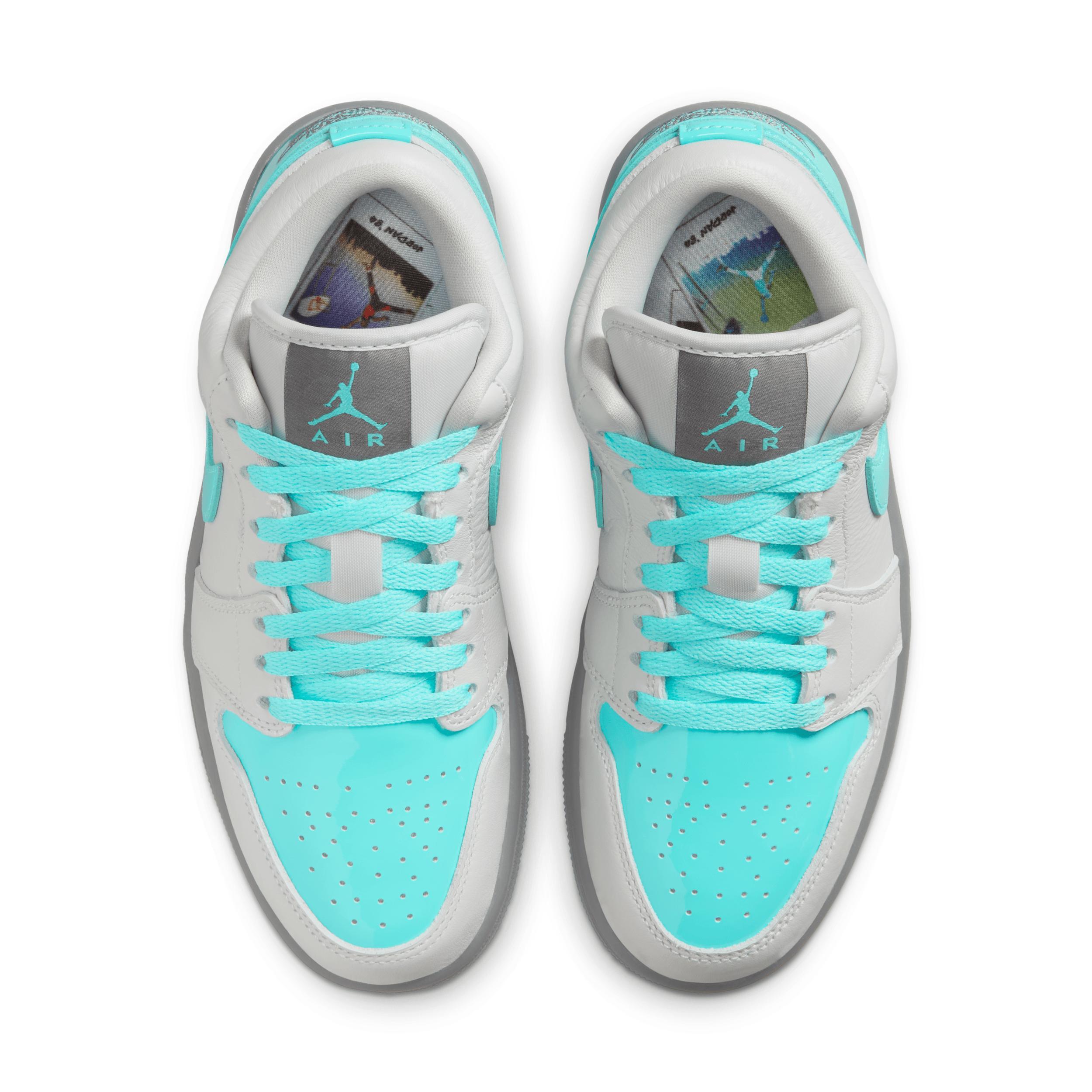 Air Jordan 1 Low SE Women's Shoes Product Image