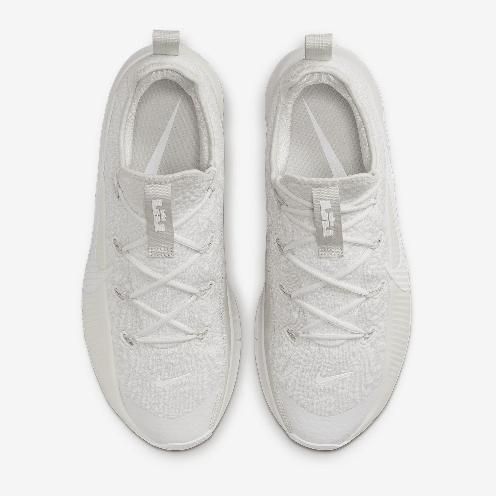 LeBron TR 1 Men's Workout Shoes Product Image