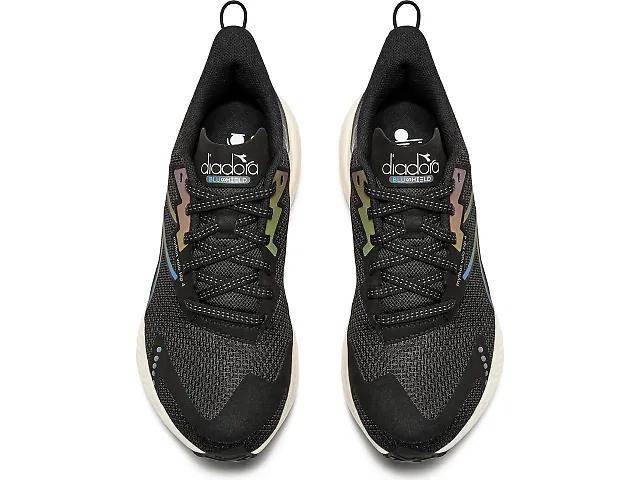 Women's | Diadora Mythos Blushield Volo 4 HIP Product Image