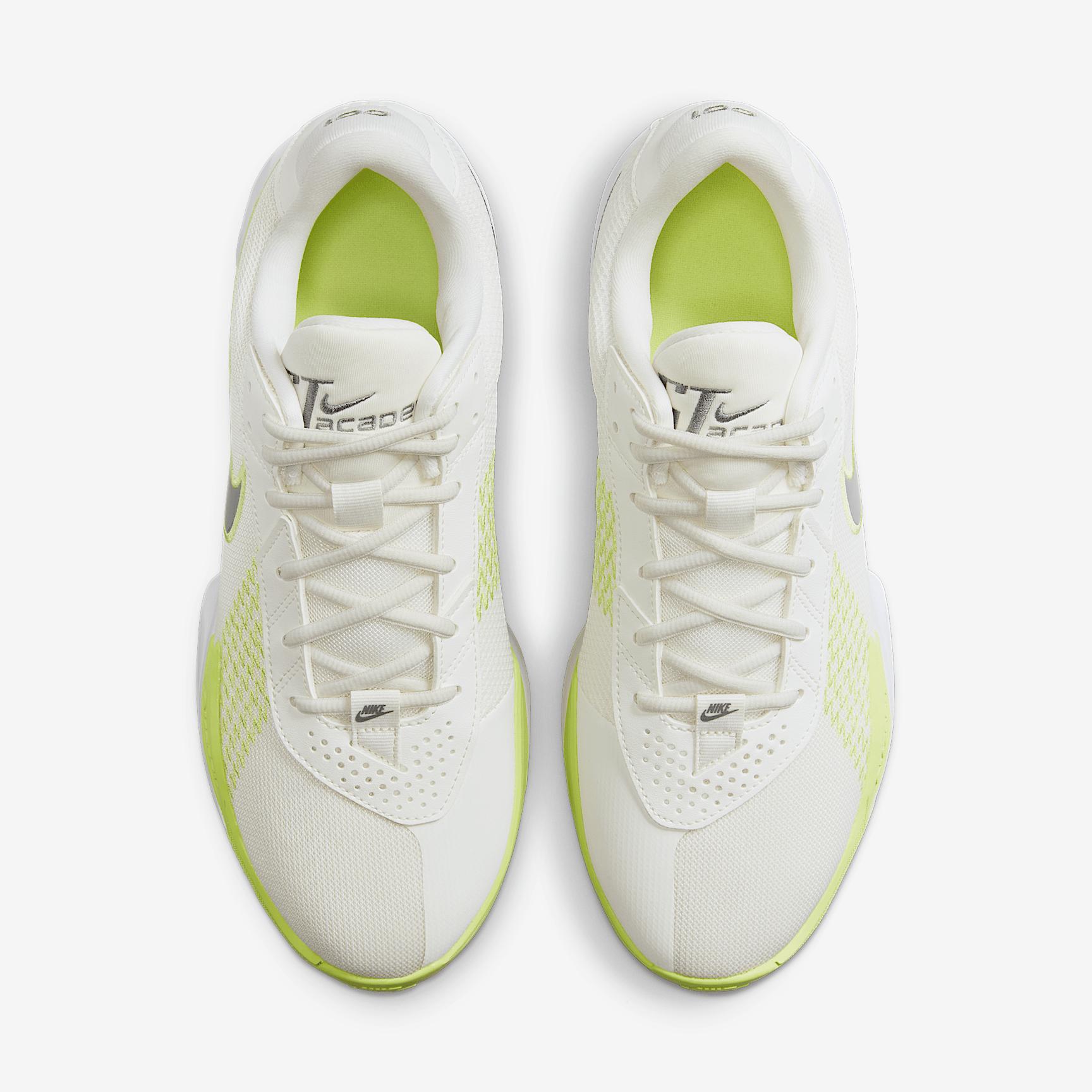 Nike Men's G.T. Cut Academy Basketball Shoes Product Image
