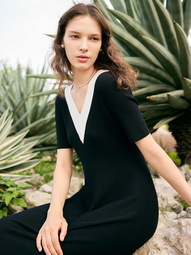 Contrast V-Neck Slim Knitted Women Midi Dress Product Image