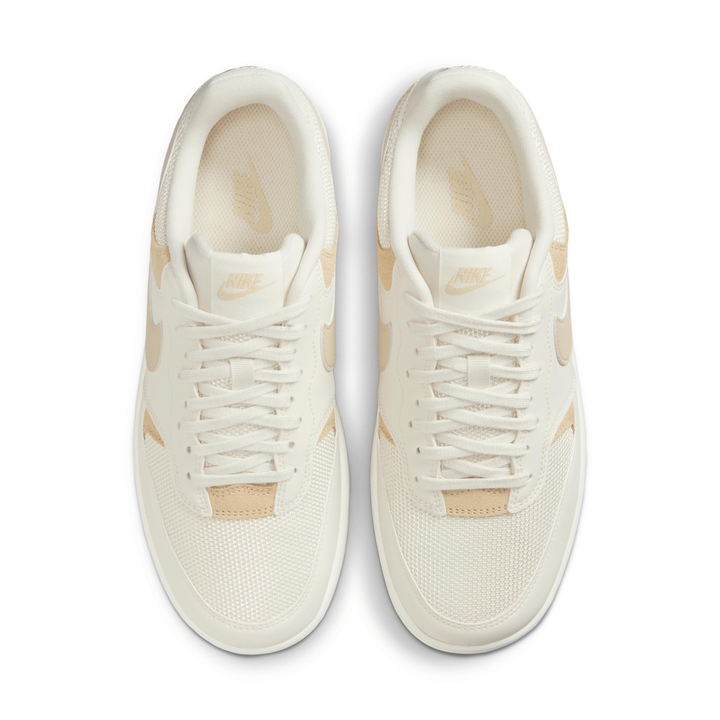 Nike Women's Gamma Force Shoes Product Image