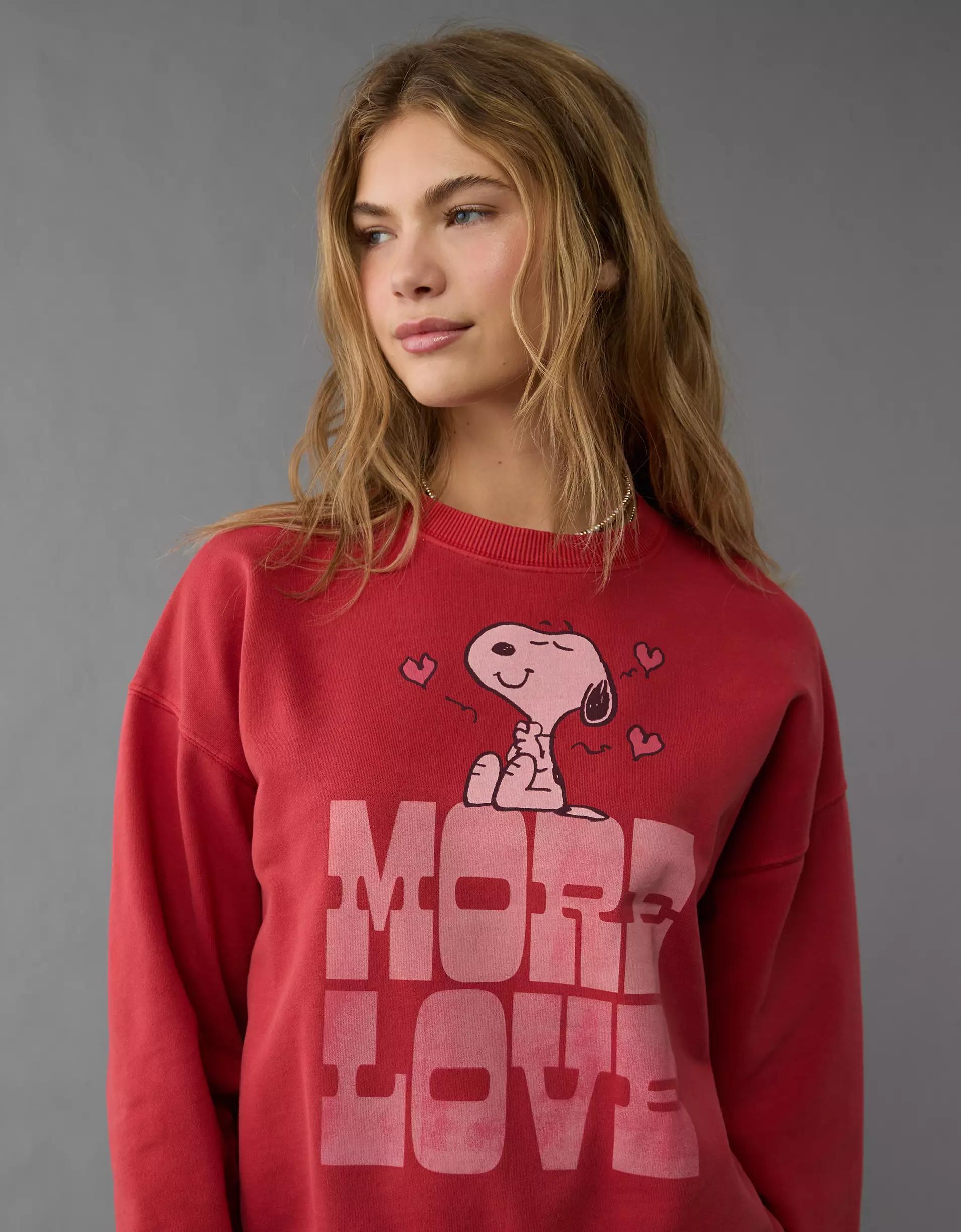 AE Valentine's Day Snoopy Graphic Relaxed Crew Neck Sweatshirt Product Image
