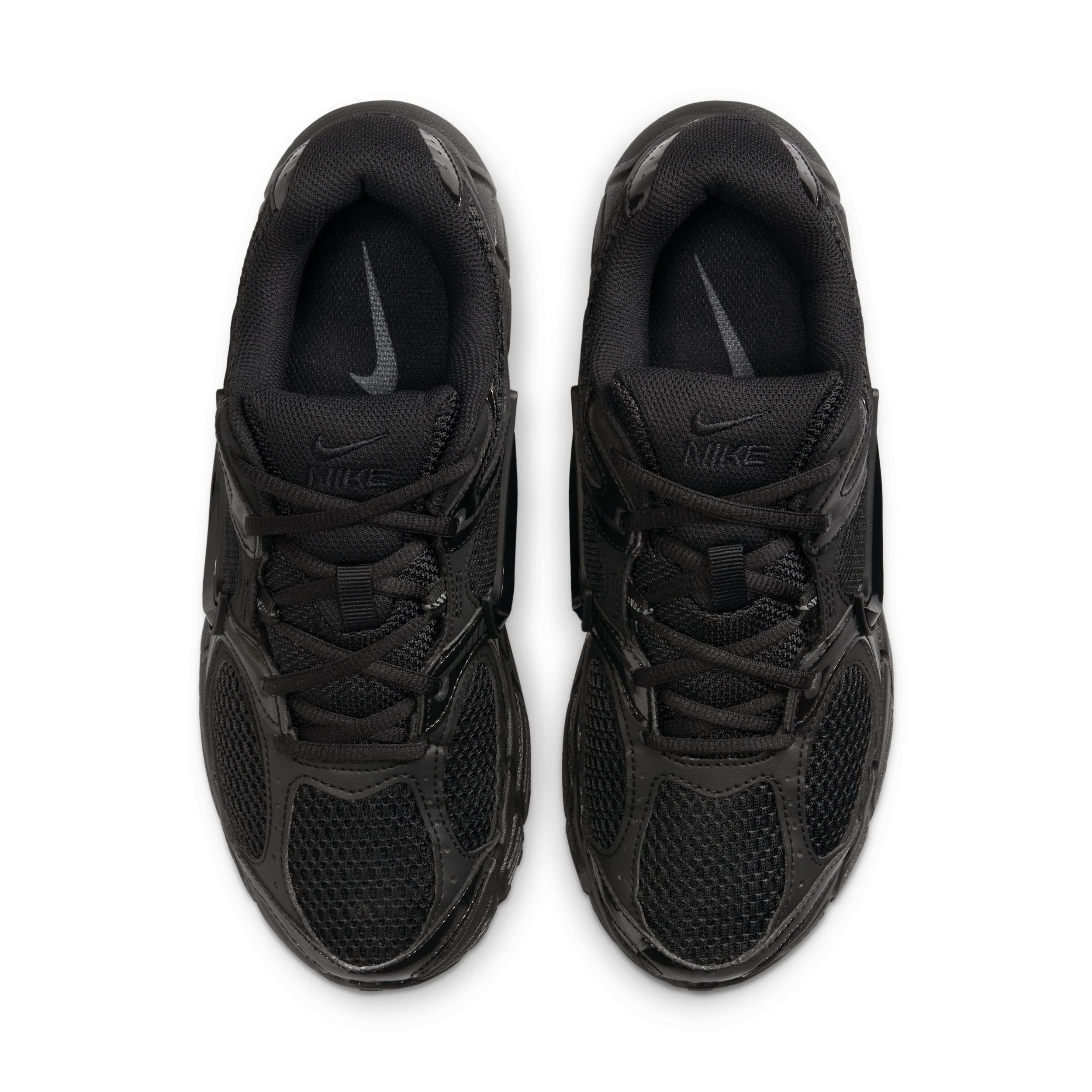 Nike Women's V5 RNR Shoes Product Image