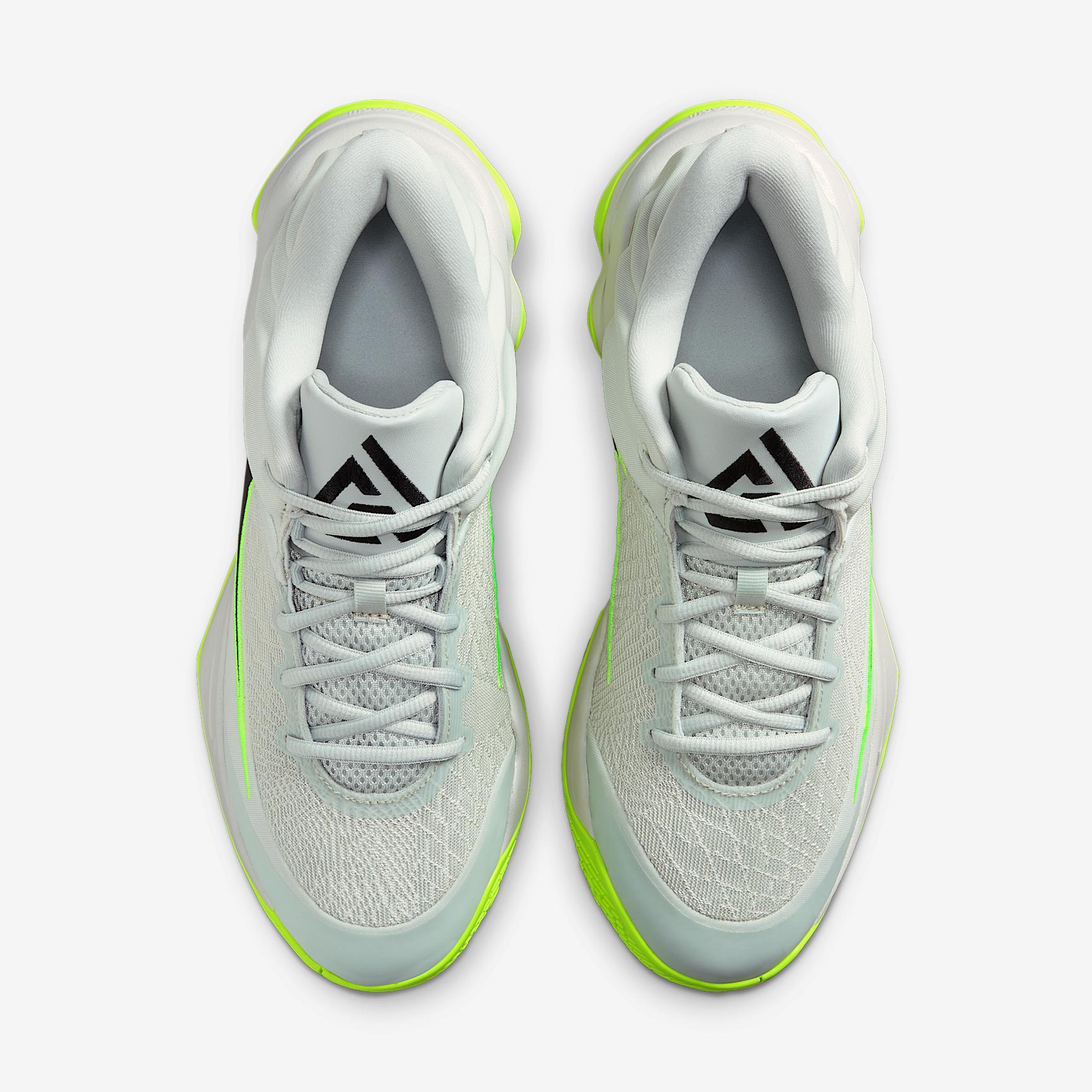 Giannis Immortality 4 Basketball Shoes Product Image
