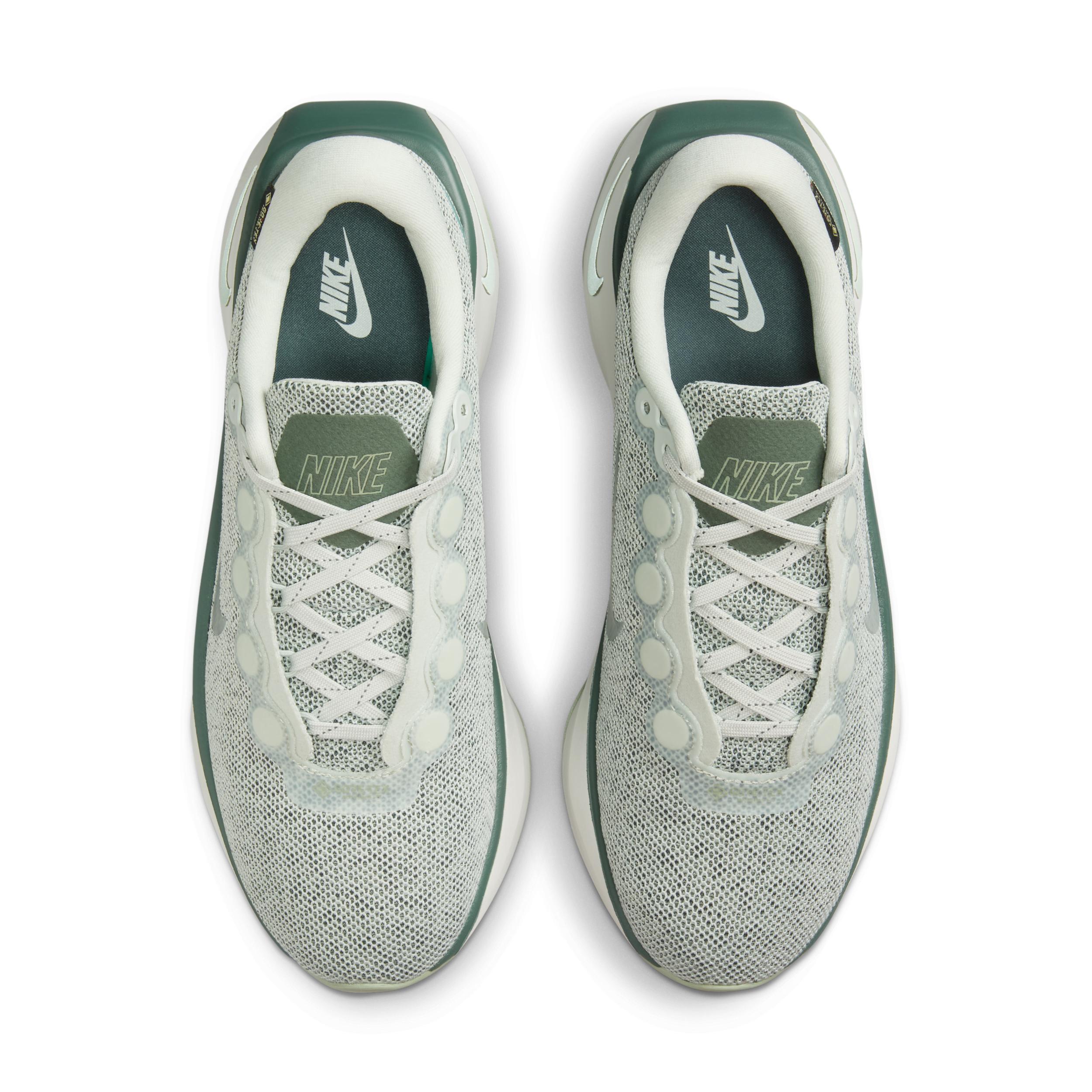 Nike Women's Motiva GORE-TEX Waterproof Walking Shoes Product Image