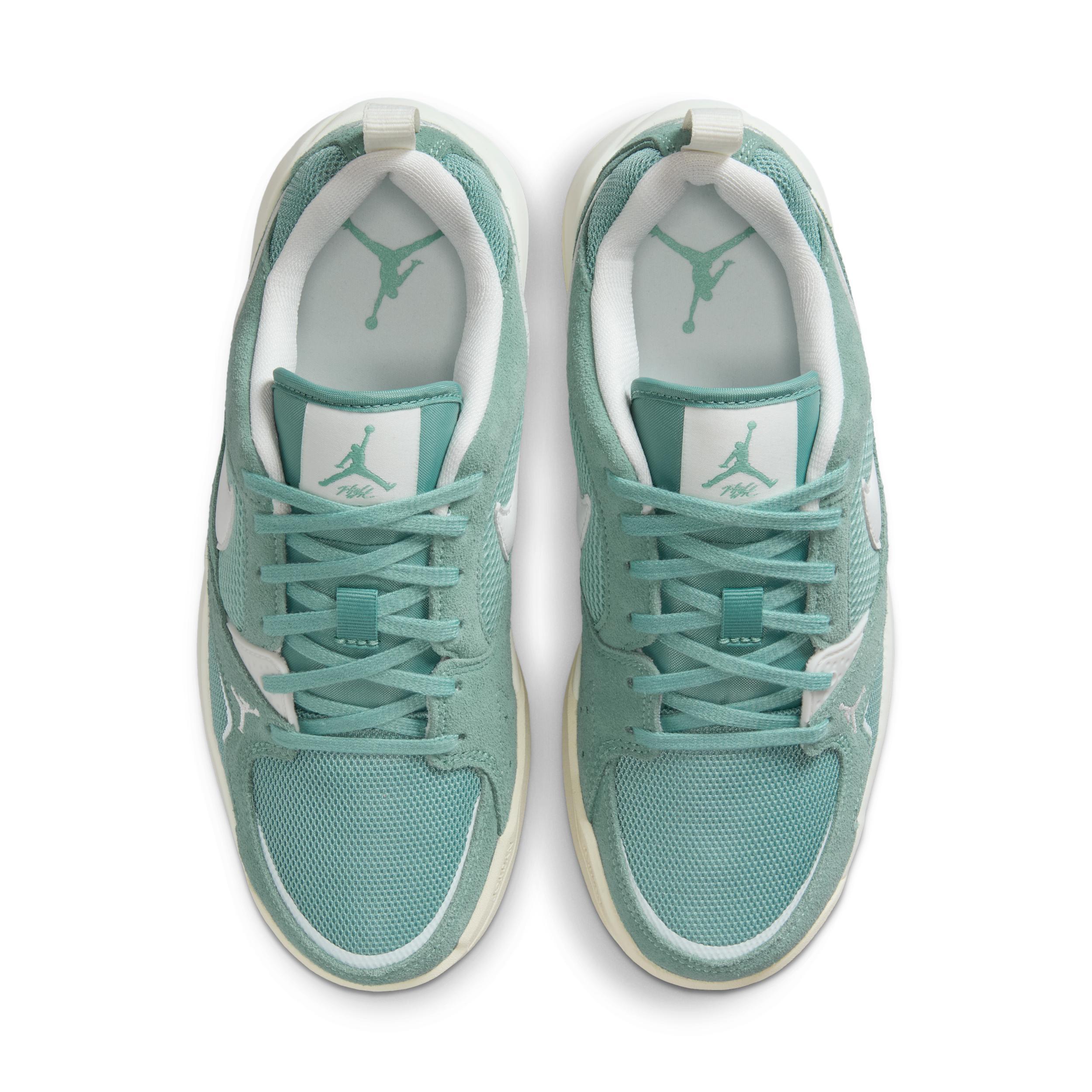 Women's Jordan CMFT Era Shoes Product Image