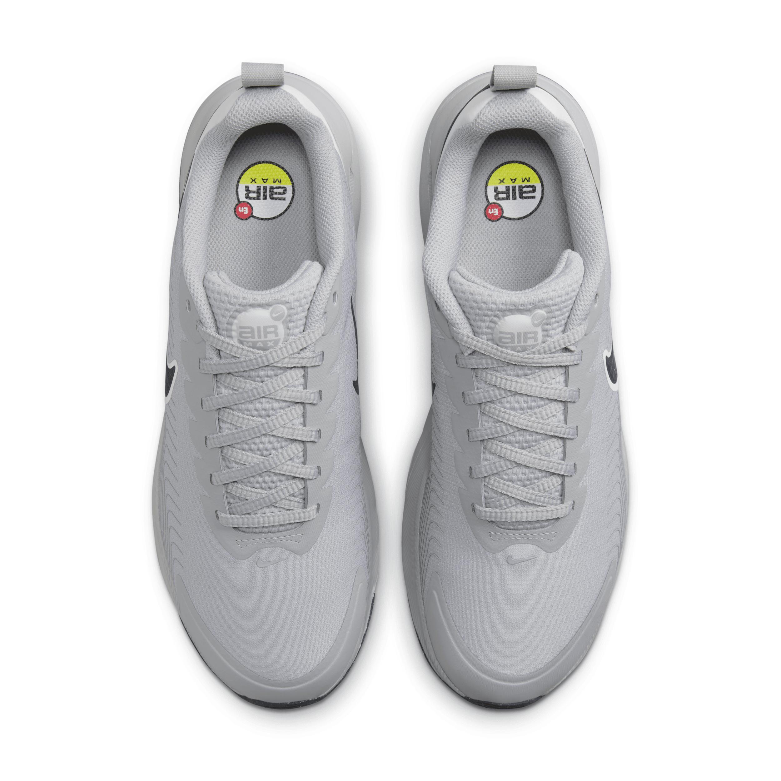 Nike Men's Air Max Nuaxis Shoes Product Image