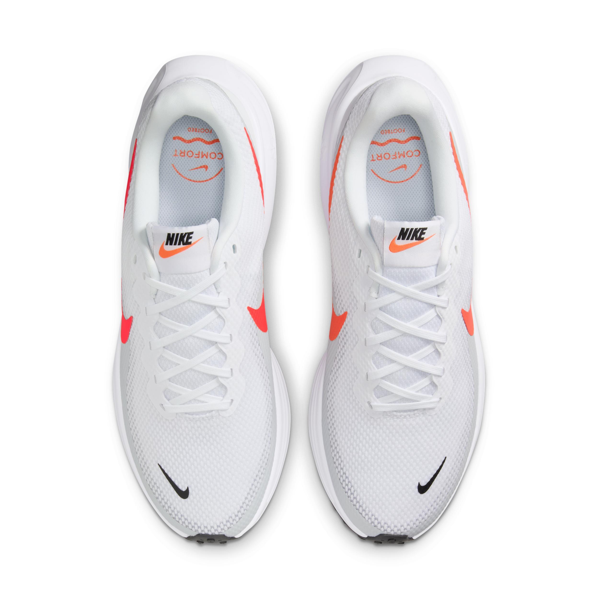 Nike Men's Revolution 8 Road Running Shoes Product Image