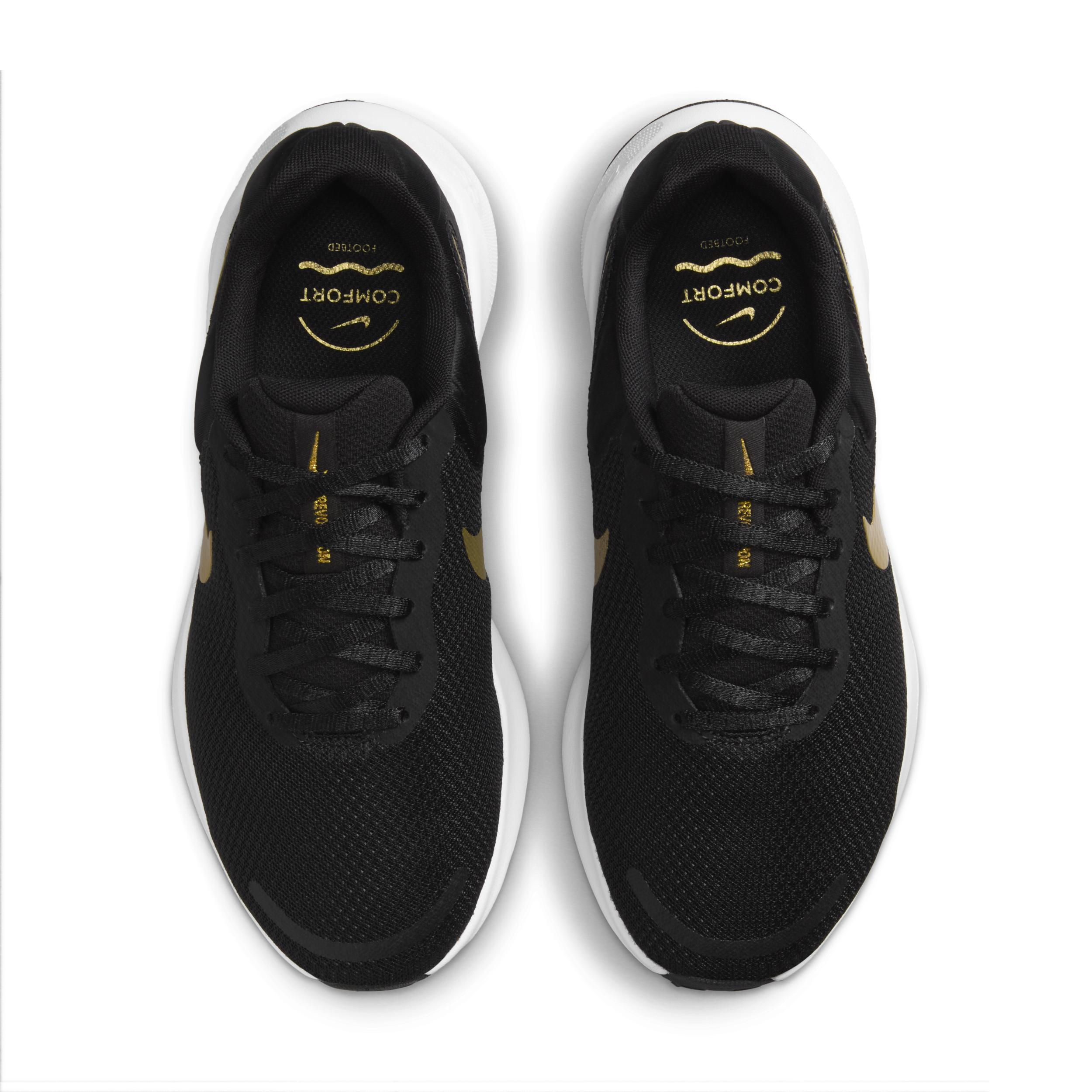 Nike Revolution 7 EasyOn Men's Road Running Shoes Product Image