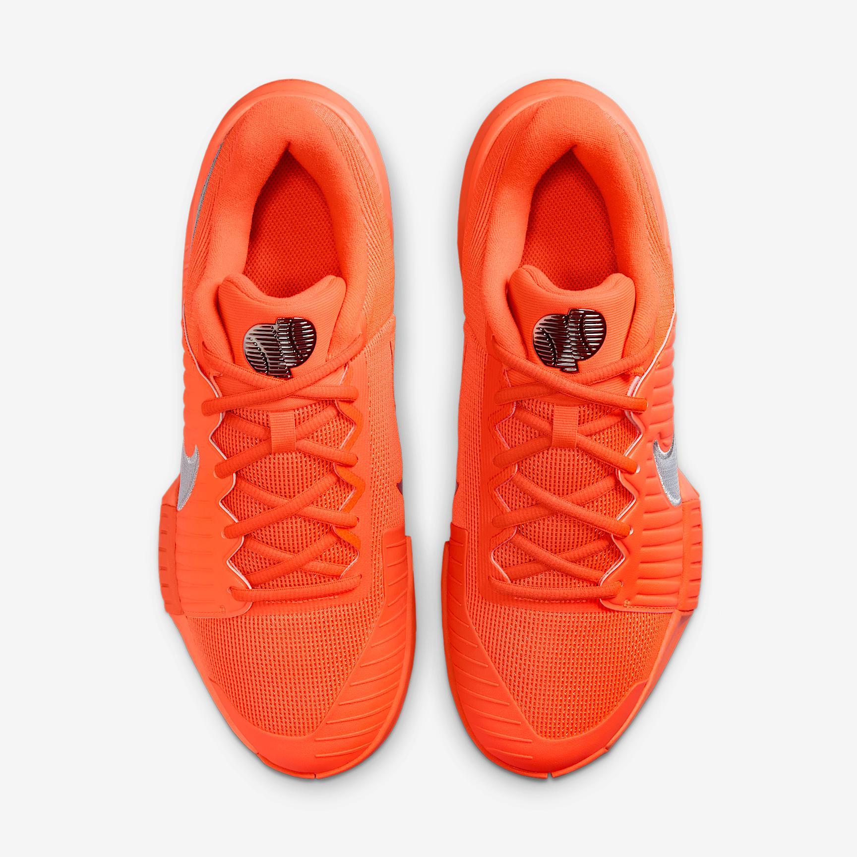 Nike GP Challenge Pro Premium Men's Hard Court Tennis Shoes Product Image