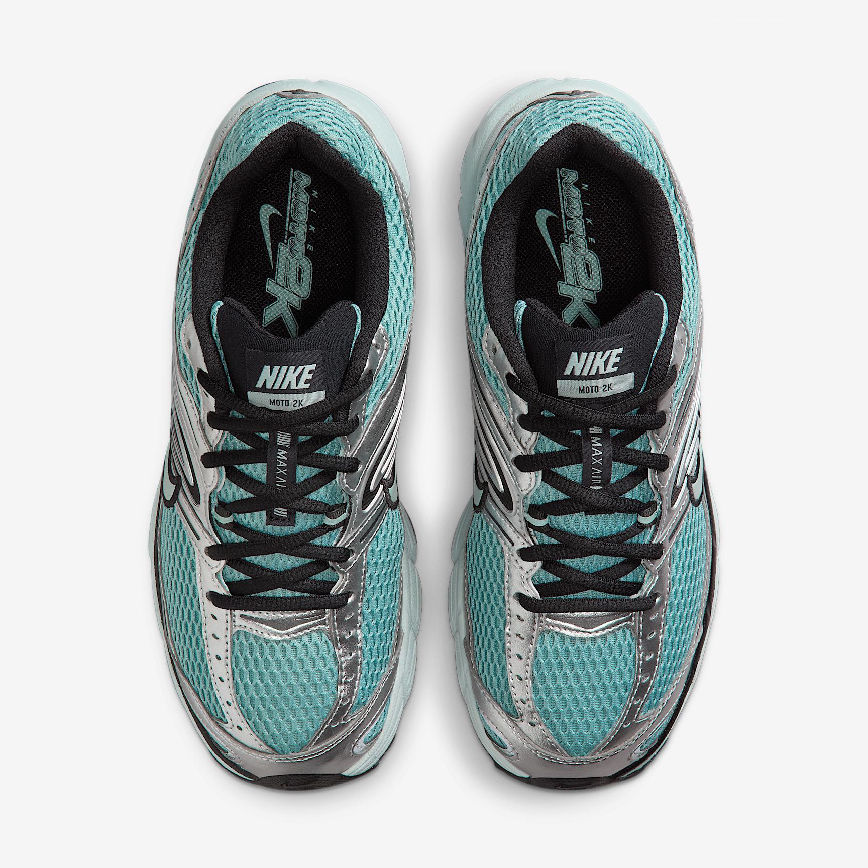 Nike Women's Air Max Moto 2K Shoes Product Image