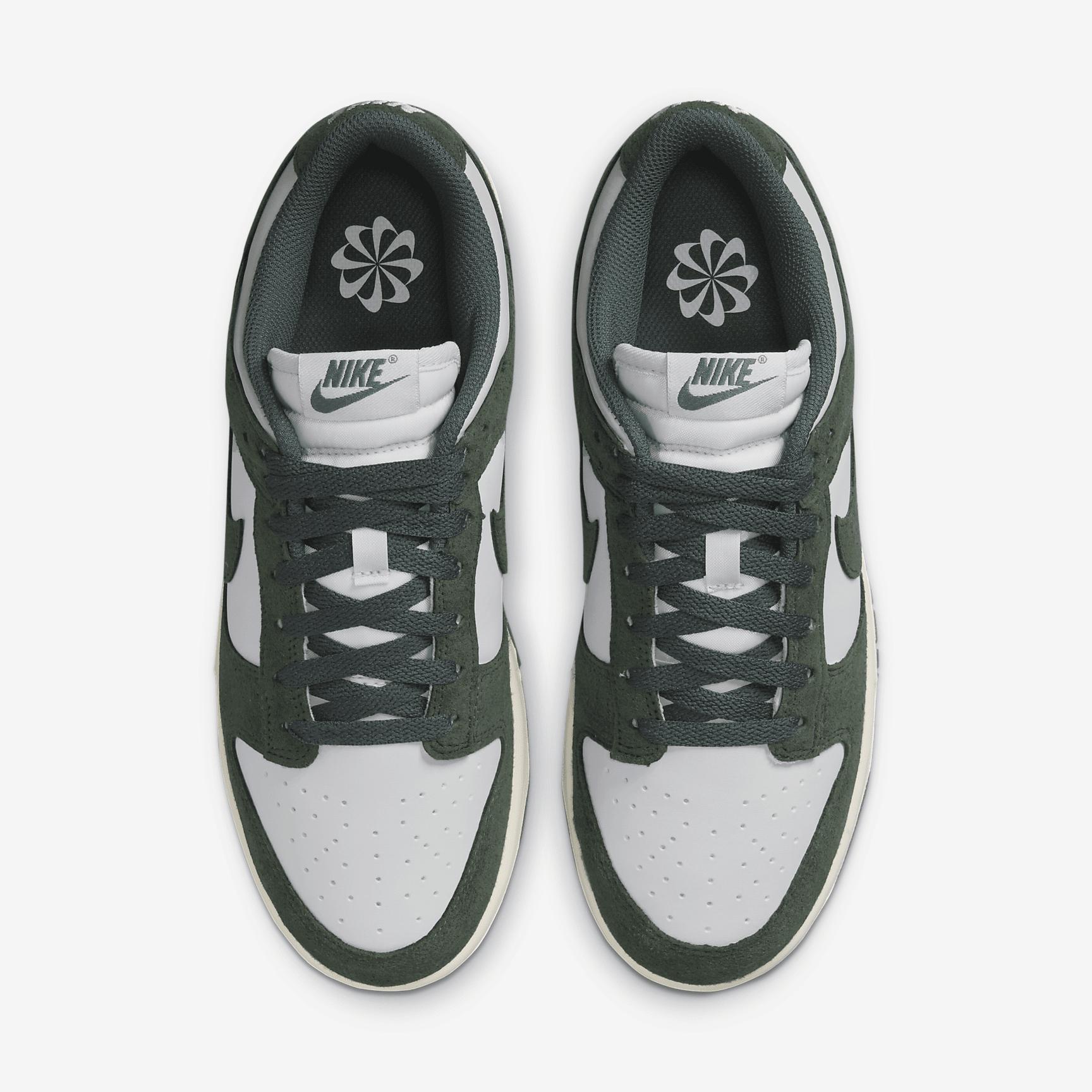 Nike Dunk Low Women's Shoes Product Image