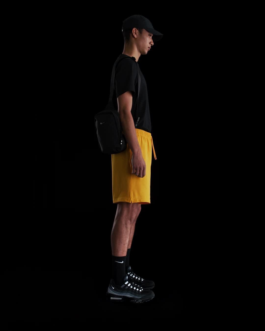 Nike Club Men's Knit Shorts Product Image