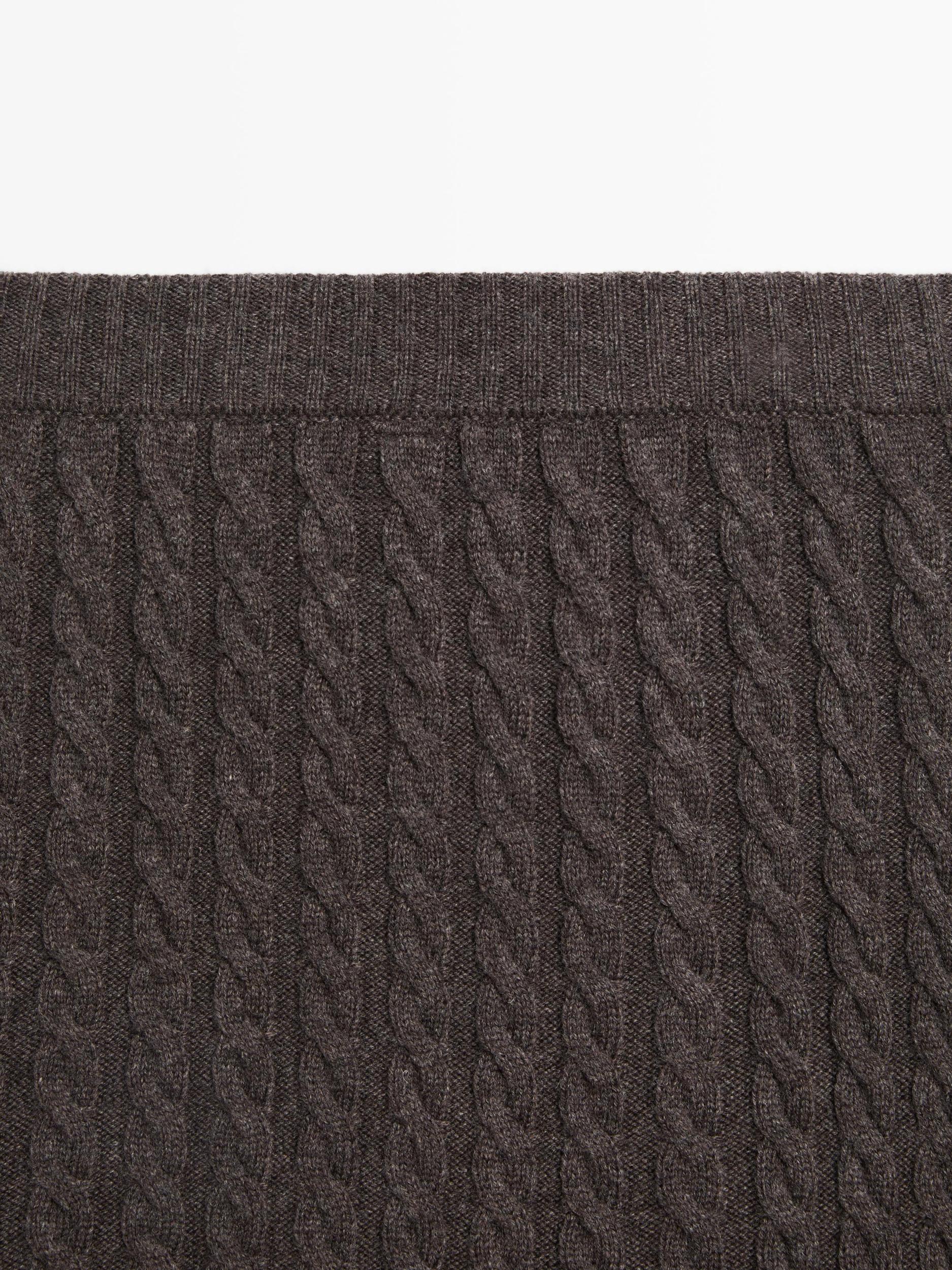 Long knit skirt Product Image