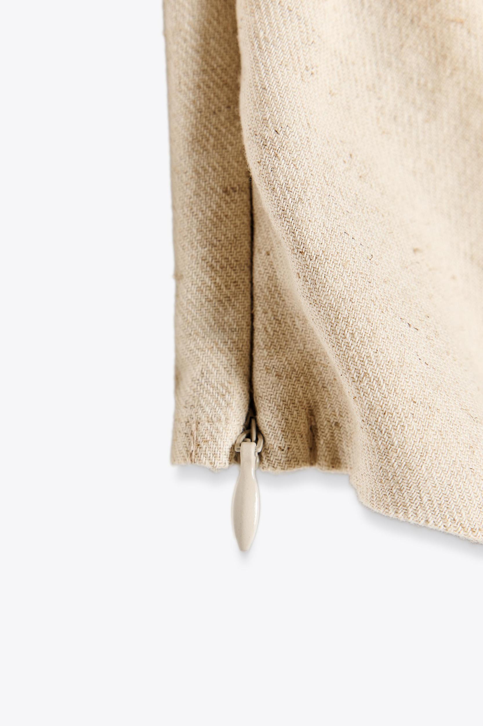 PLEATED LINEN TOP Product Image