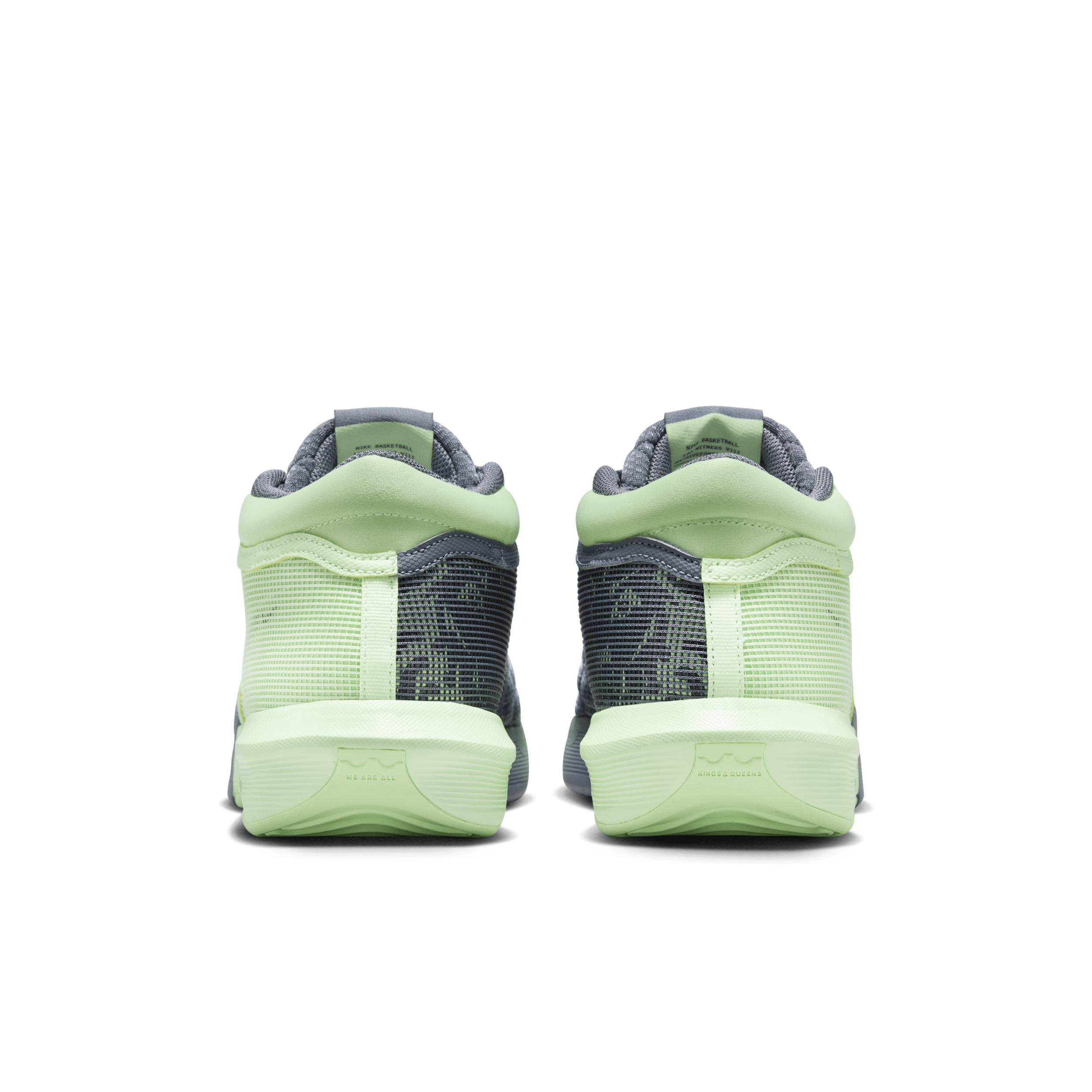Nike Men's LeBron Witness 8 Basketball Shoes Product Image