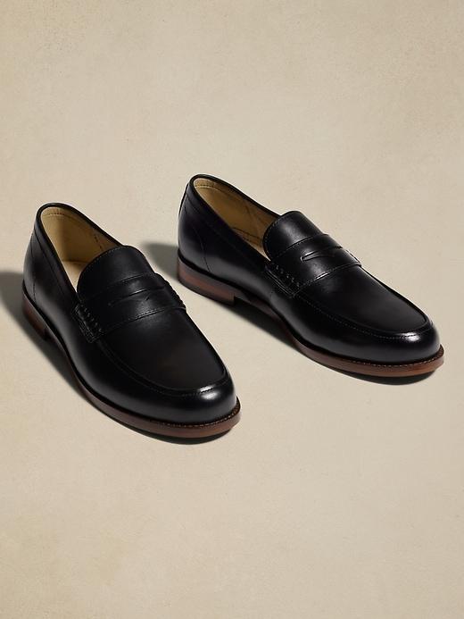 Leather Penny Loafer Product Image