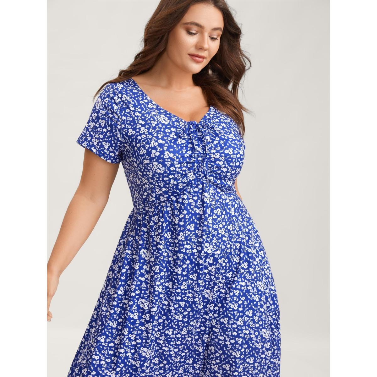 Plus Size Ditsy Floral Elastic Waist Knot Drawstring Dress Navy Women Casual Non V-neck Short sleeve Curvy Midi Dress BloomChic 22-24/3X Product Image