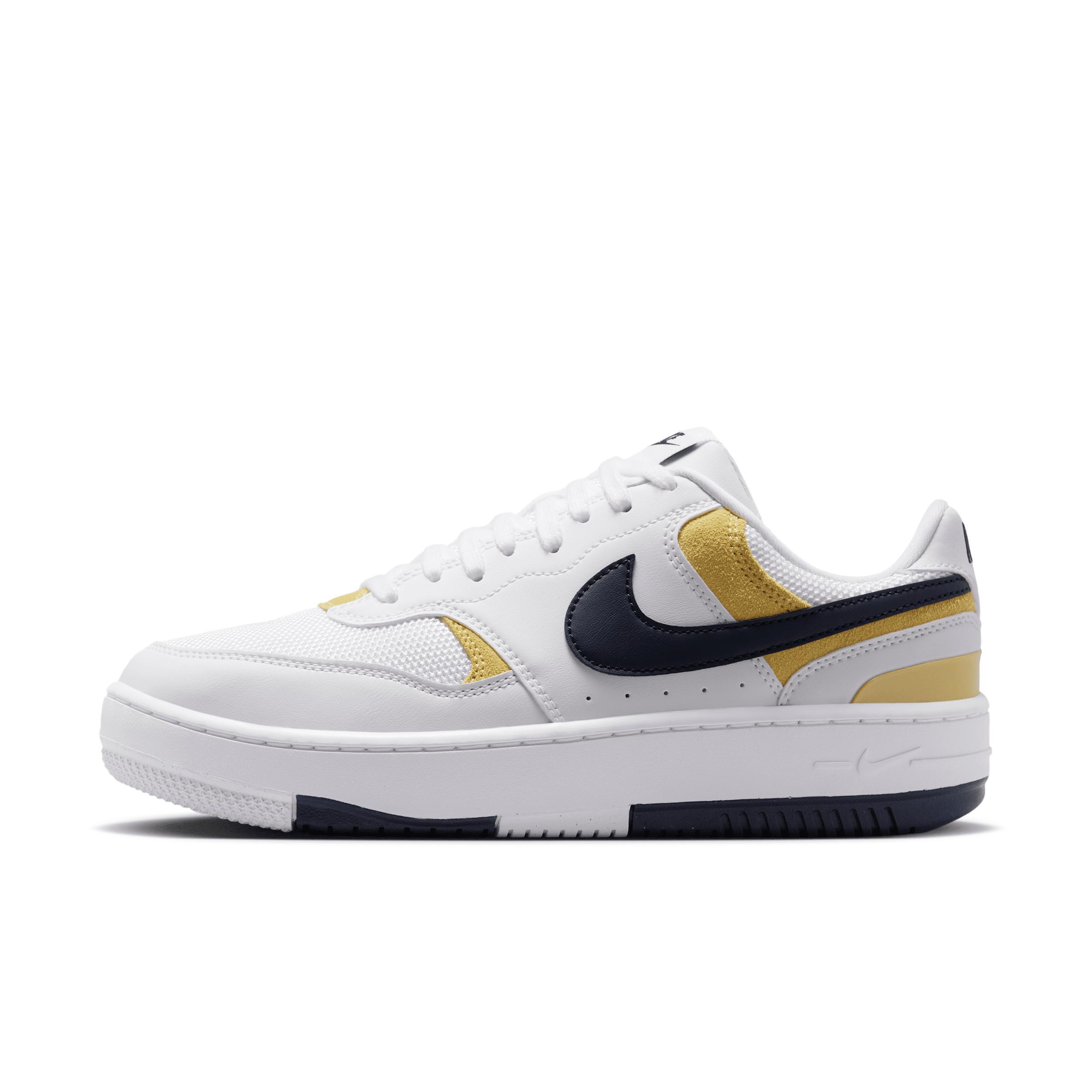 Nike Women's Gamma Force Shoes Product Image