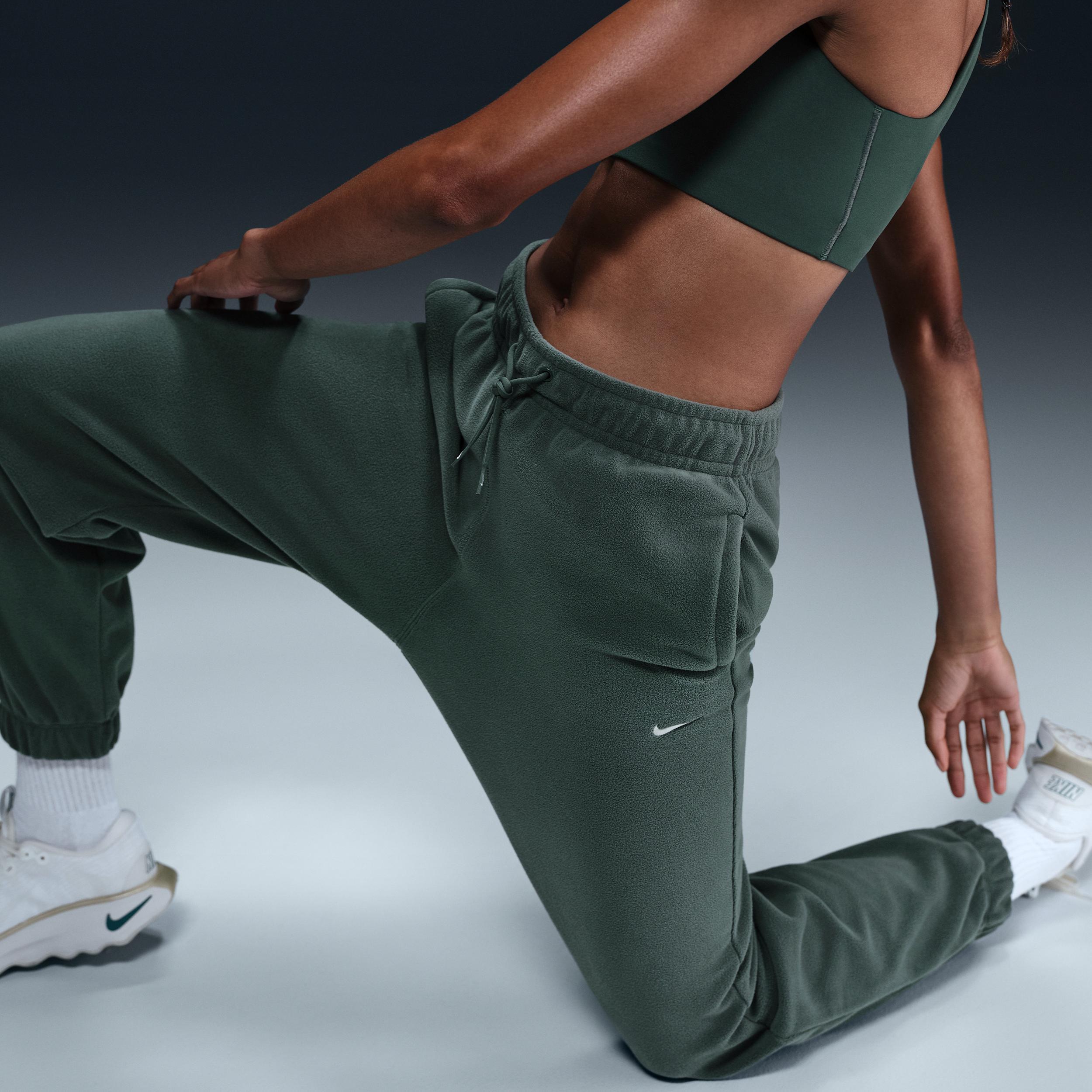 Nike Women's Therma-FIT One Loose Fleece Pants Product Image