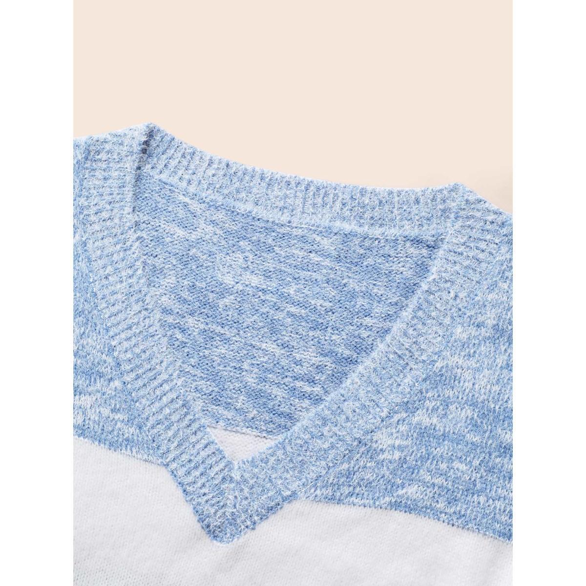 Plus Size Colorblock Contrast Super Soft Plush Knit V Neck Pullover Indigo Women Elegant Loose Long Sleeve V-neck Dailywear Pullovers BloomChic 30/6X Product Image