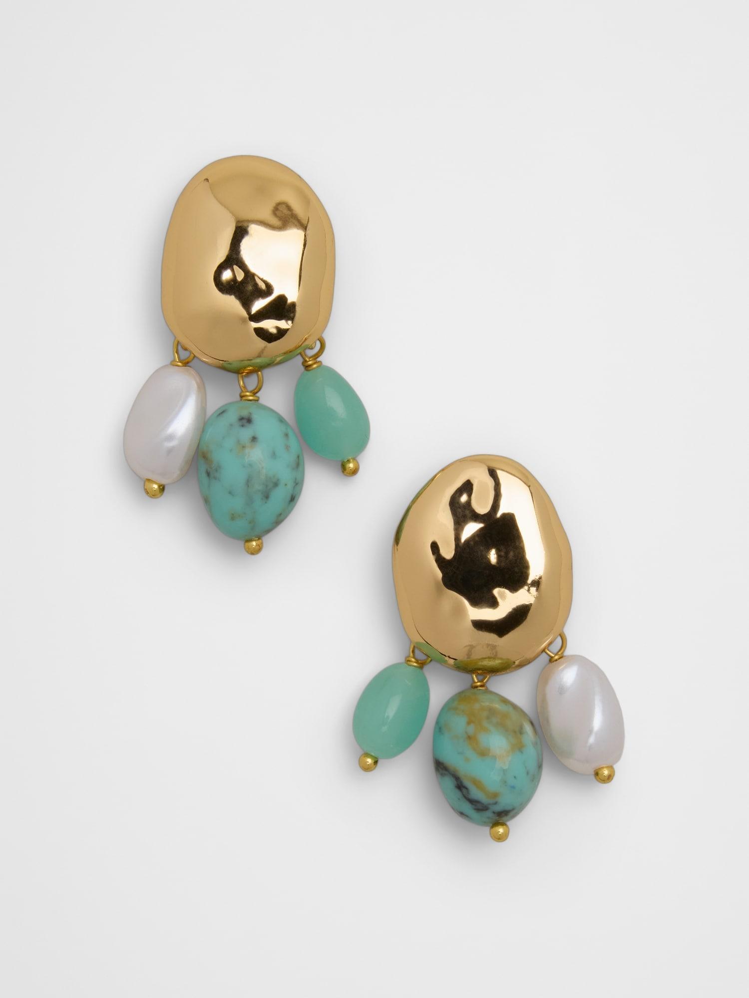 Resin Pearl Earrings Product Image