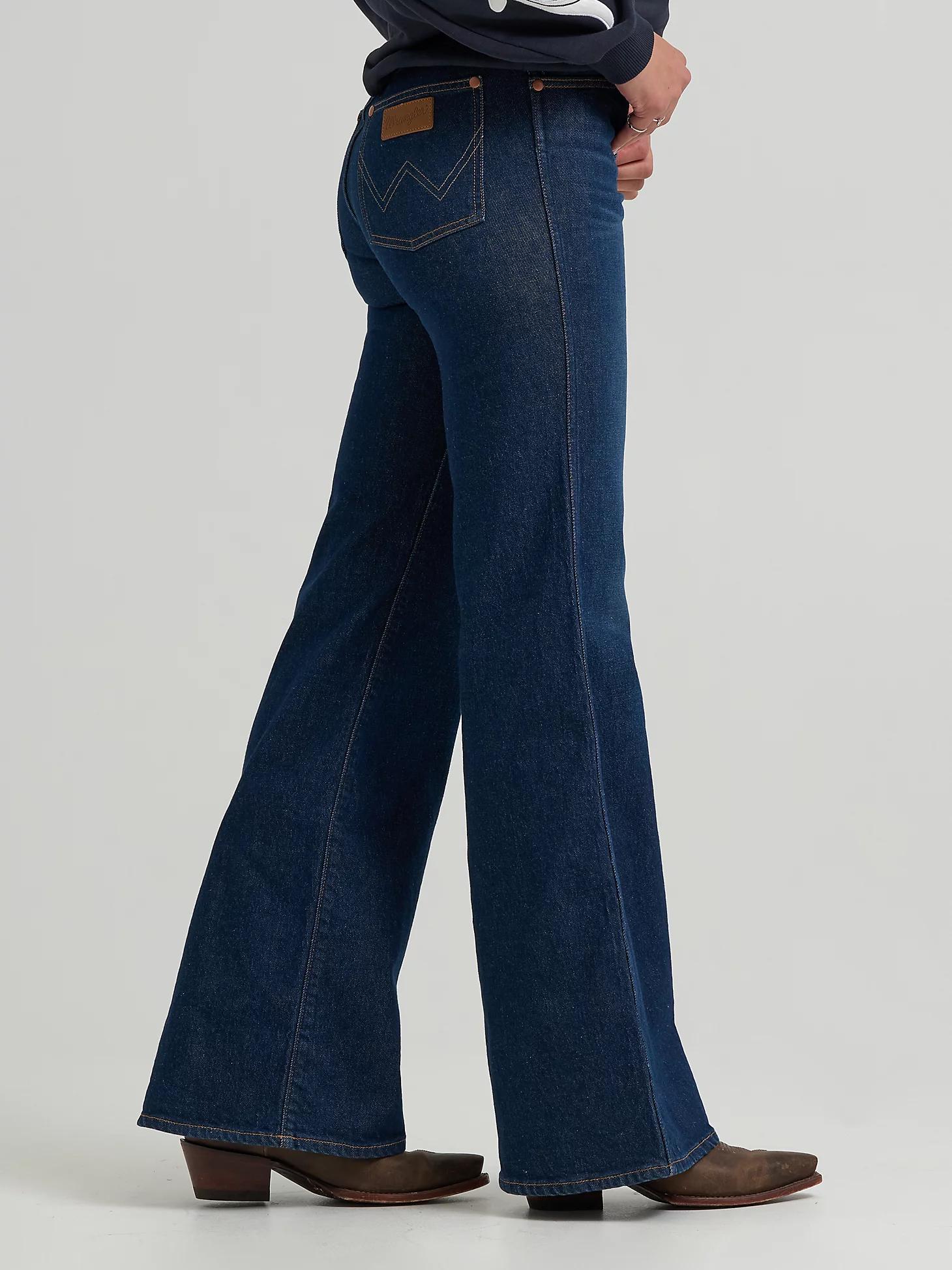 Women's 70's Flare Jean | Women's JEANS | Wrangler® Product Image
