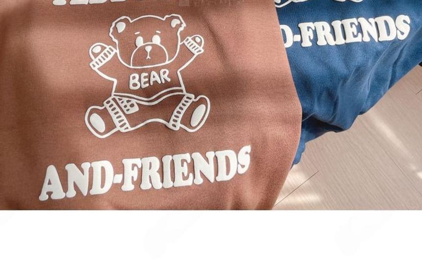 Bear Print Loose-Fit Sweatshirt Product Image