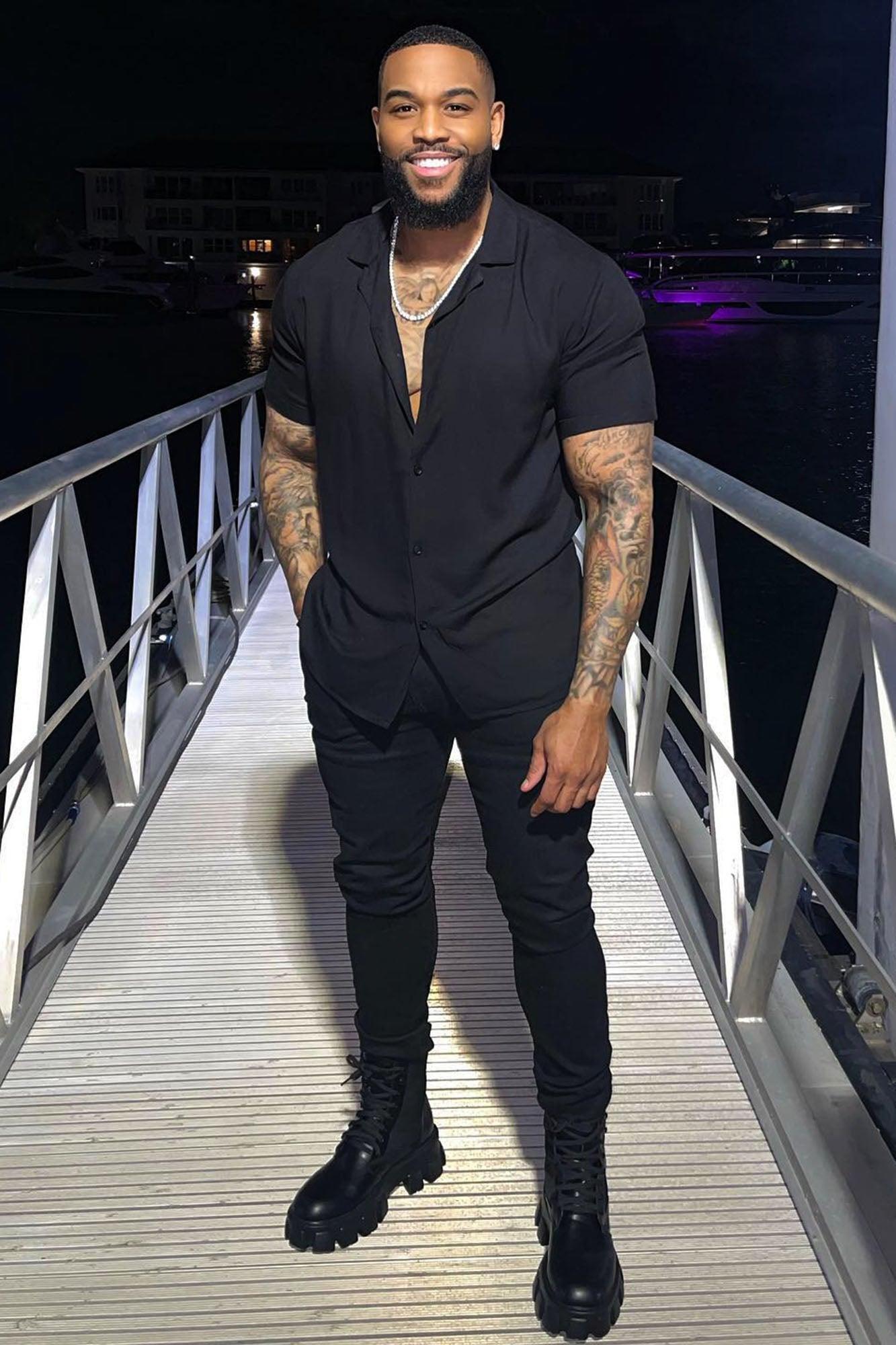 Dawson Relaxed Short Sleeve Cuban Collar Shirt - Black Product Image