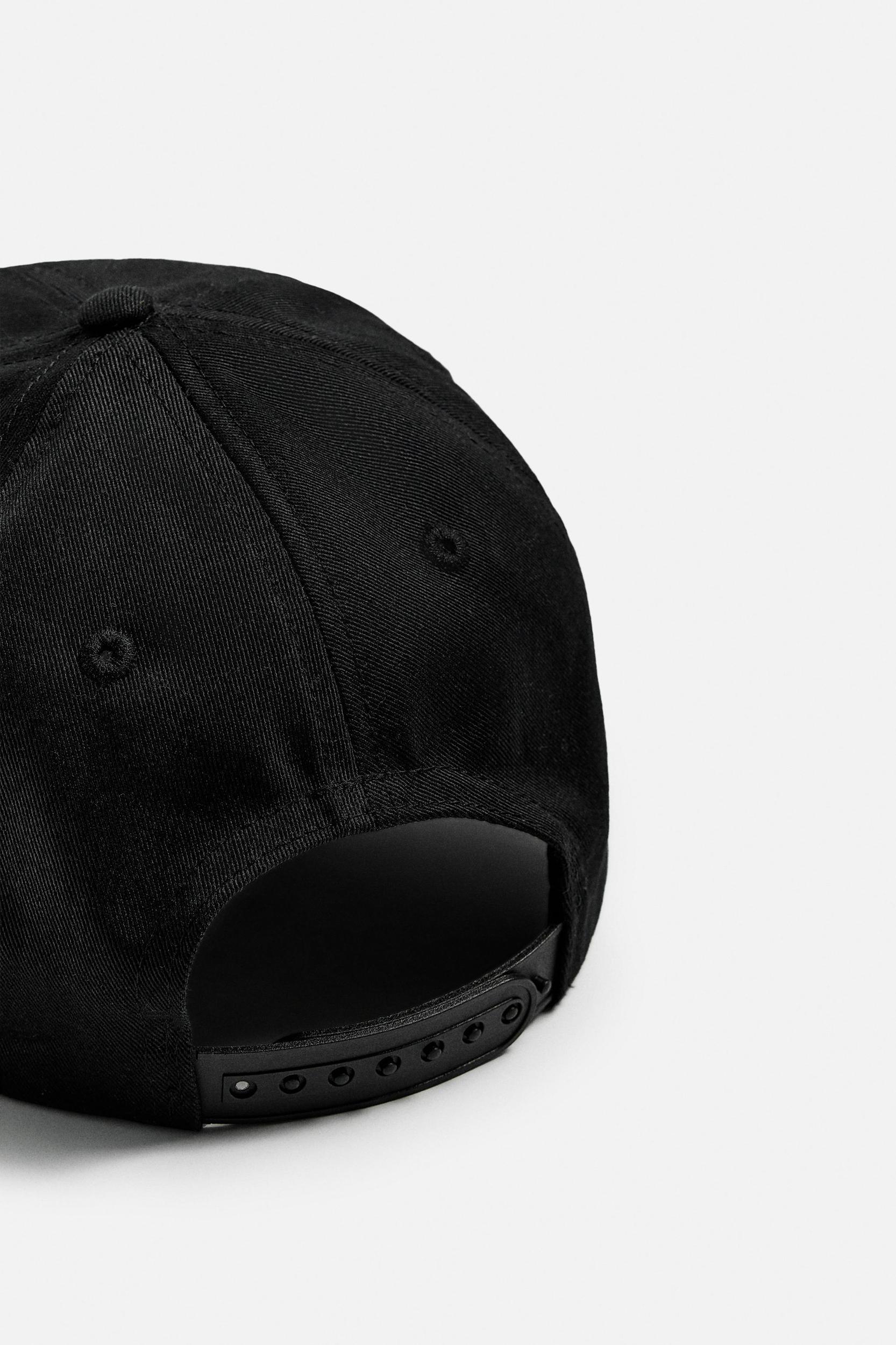 CONTRAST PATCH CAP Product Image