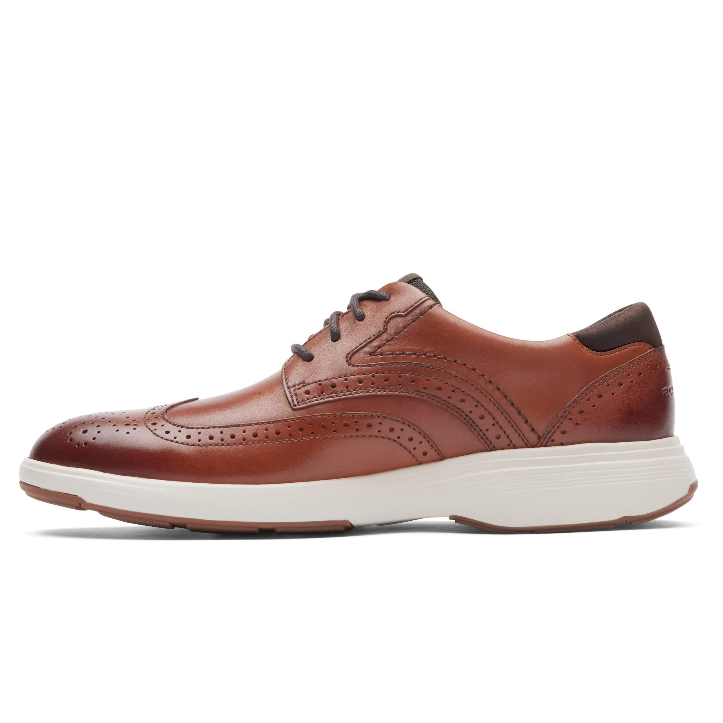 Men's Noah Wing Tip Walking Shoe Product Image