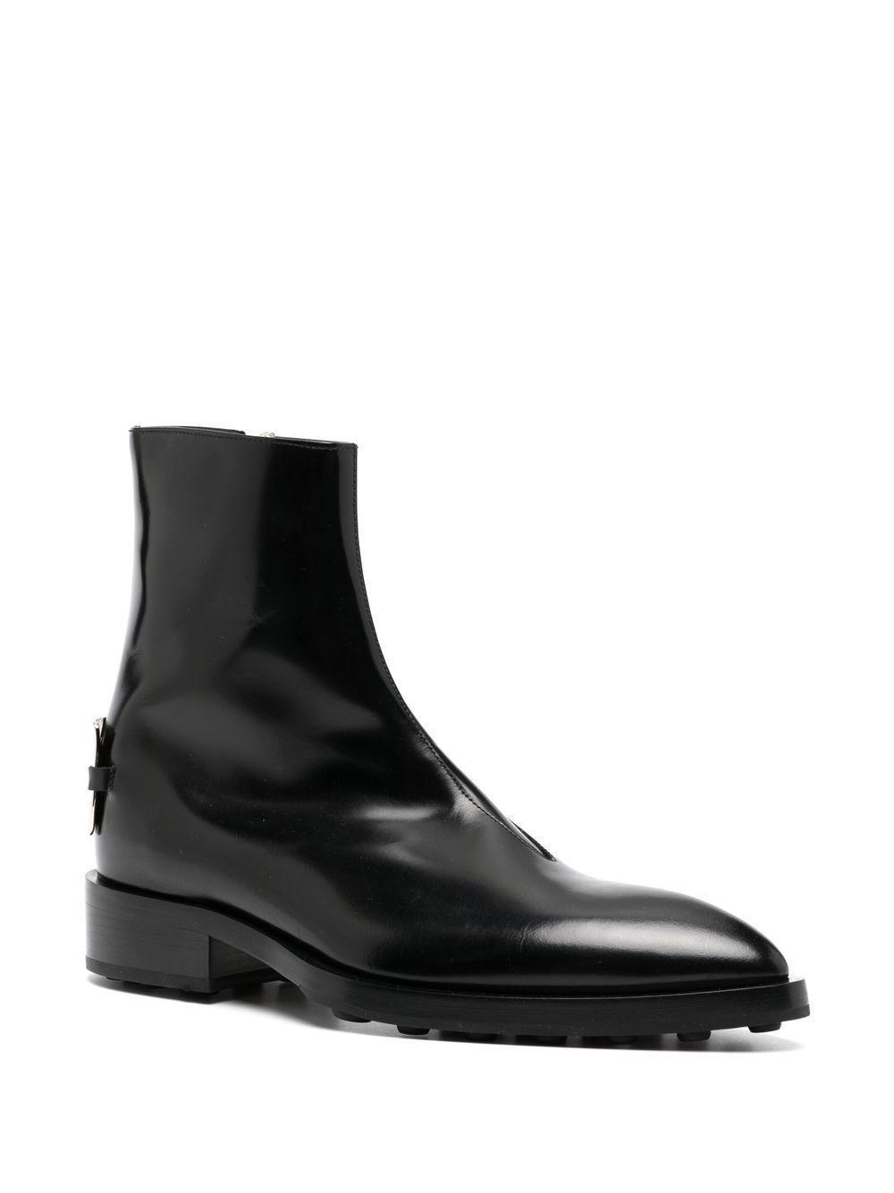 logo-plaque leather boots Product Image