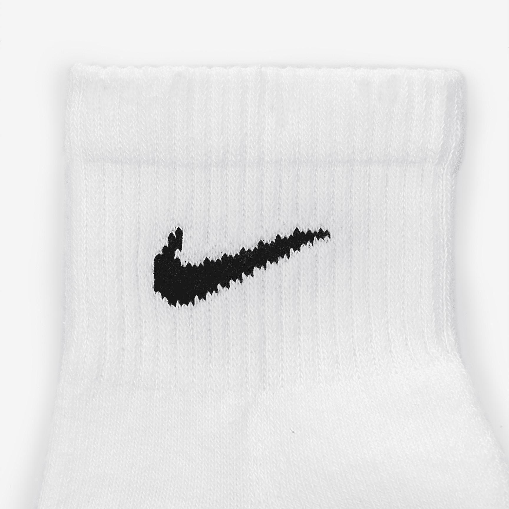 Nike Everyday Plus Cushioned Training Ankle Socks (6 Pairs) Product Image