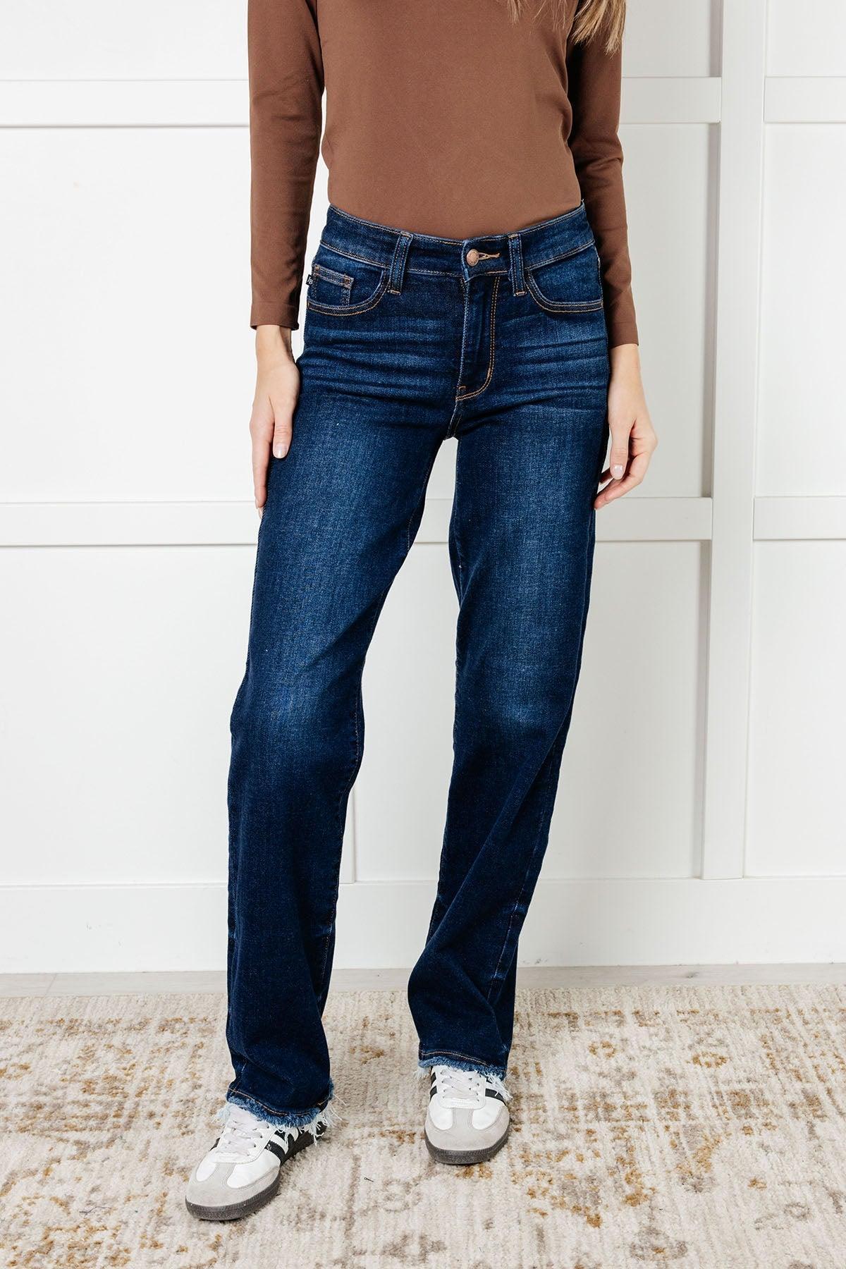82622   Jacqueline Mid-Rise Frayed Hem Straight Leg Judy Blue Jean - ONLINE EXCLUSIVE! Product Image