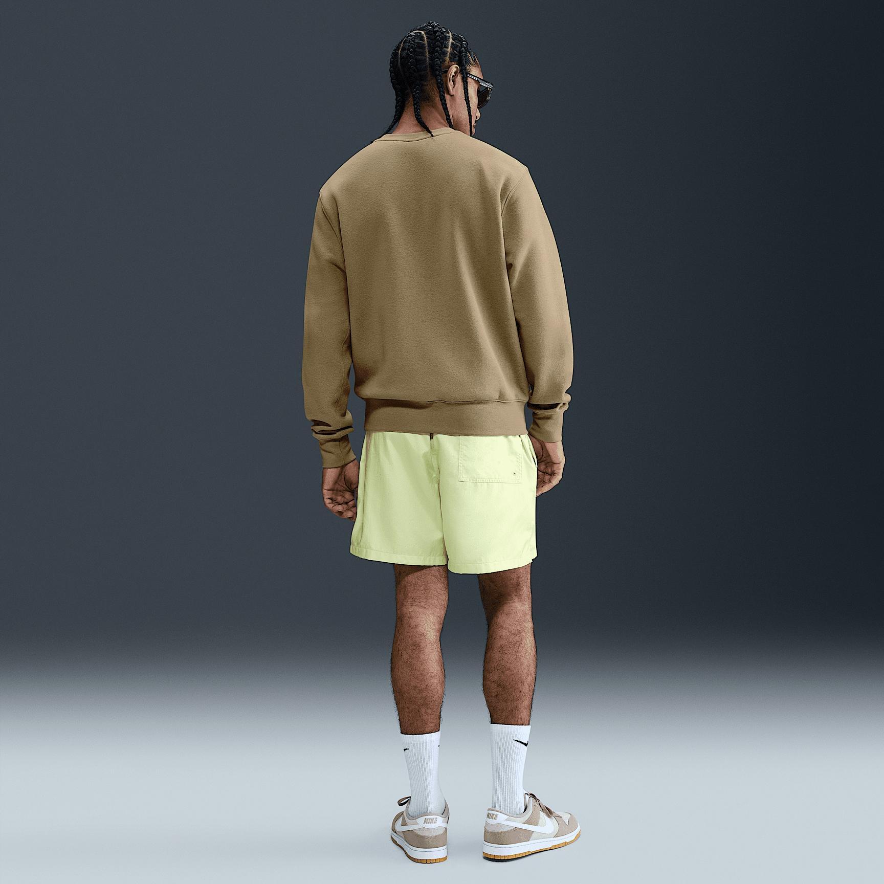 Nike Men's Club Fleece Crew Product Image
