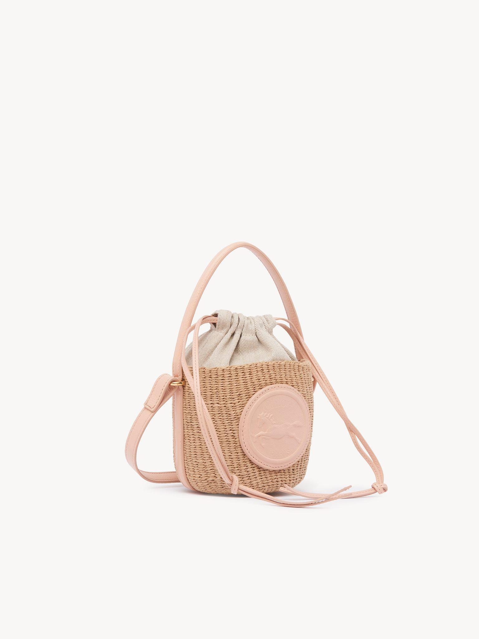Mini Horse Medal basket in natural fibers Product Image