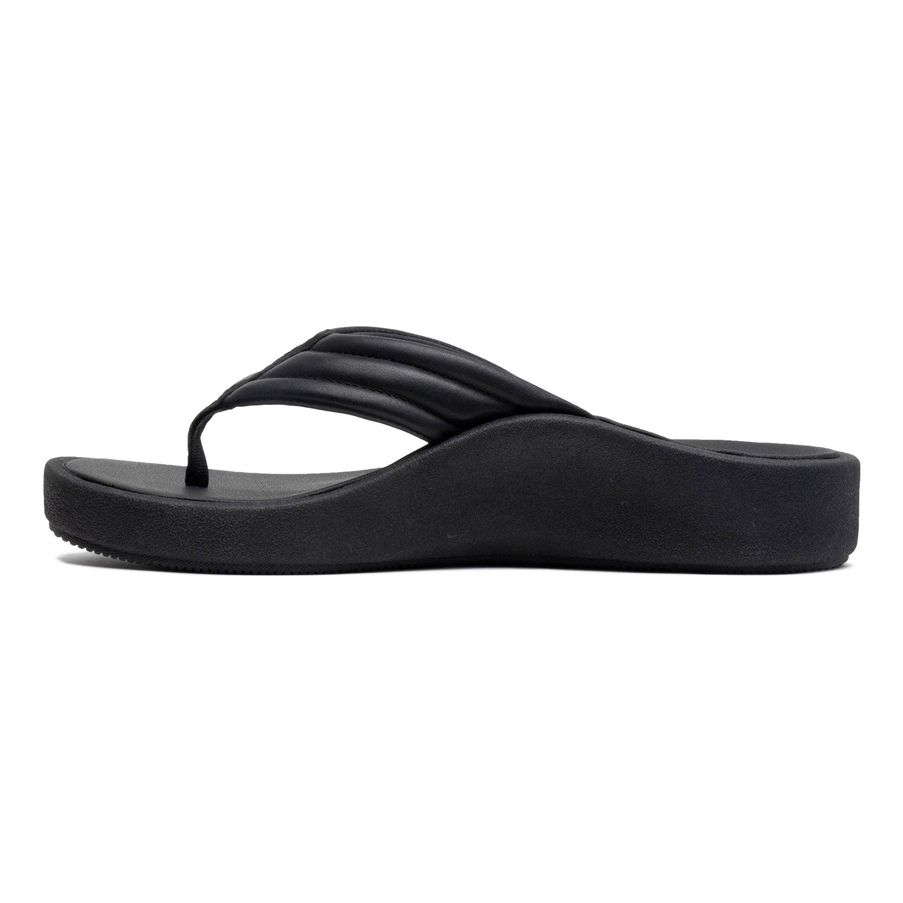 Paseo Thong Sandal Female Product Image