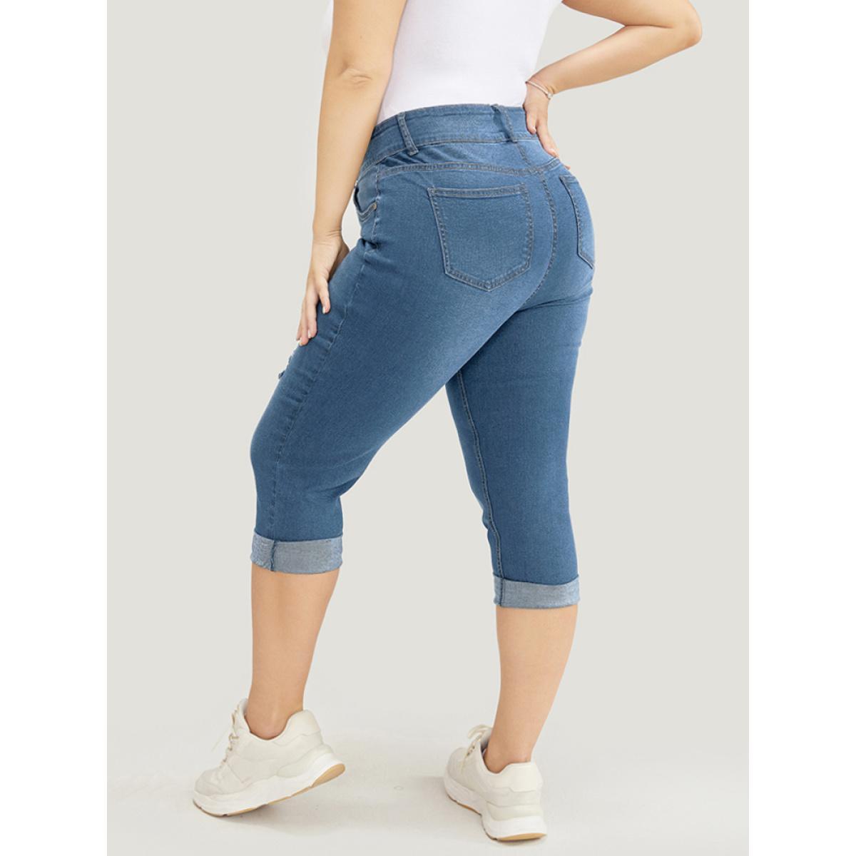 Plus Size Very Stretchy Dark Wash Cuffed Hem Distressed Knee Denim Shorts Women Blue High stretch Dailywear Pocket Casual Denim Shorts BloomChic 28/5X Product Image