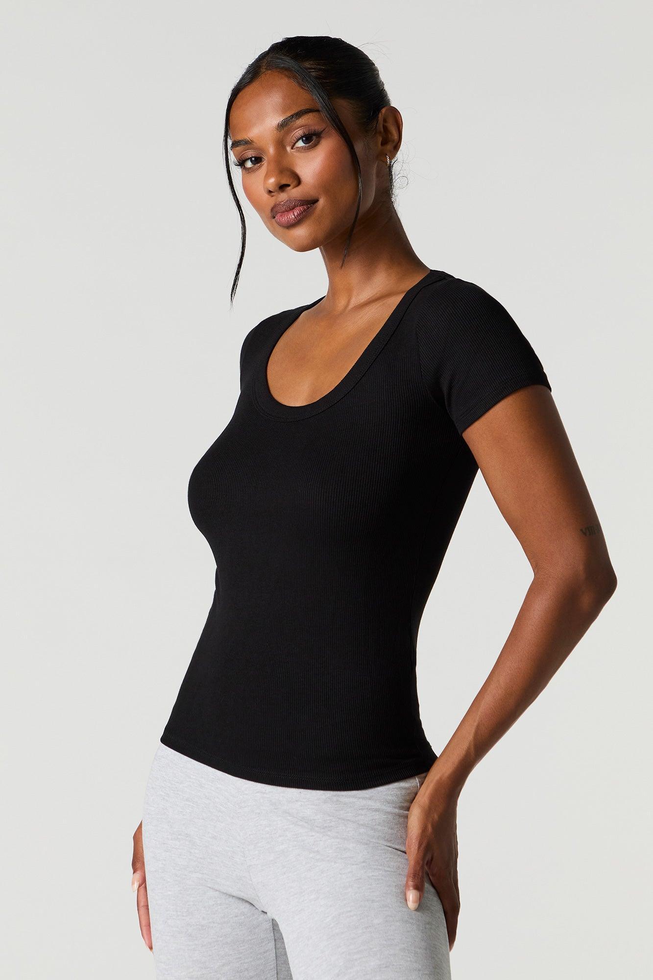Ribbed Scoop Neck T-Shirt Female Product Image