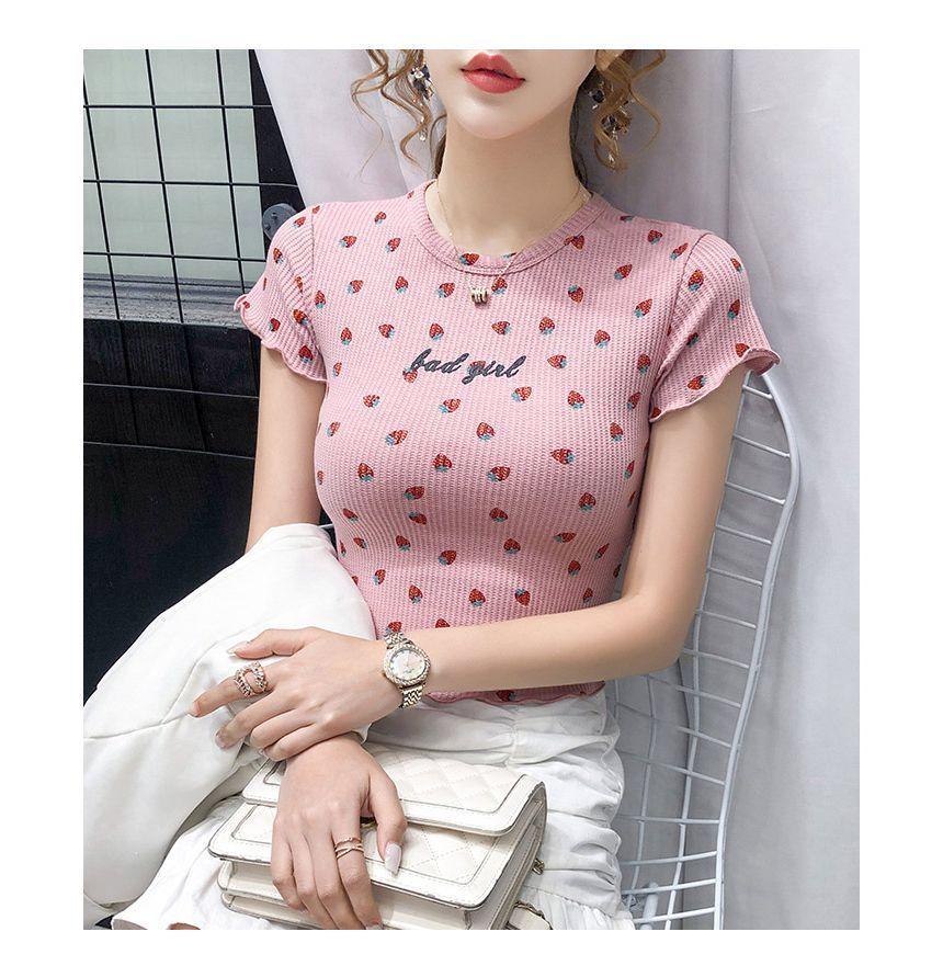 Short-Sleeve Crew Neck Strawberry Print T-Shirt Product Image