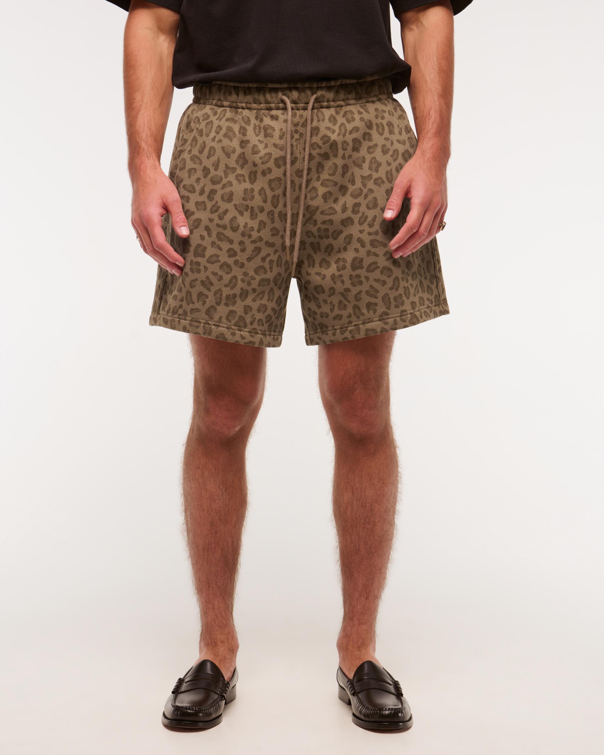 Essential Short Product Image