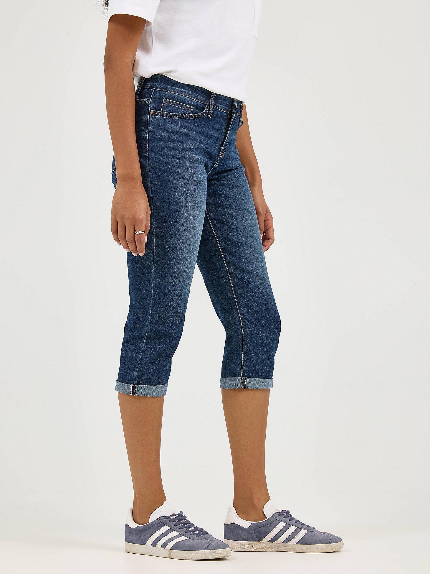 Women's Ultra Lux Comfort with Flex Motion Capri | Women's Capris & Crops | Lee® Product Image