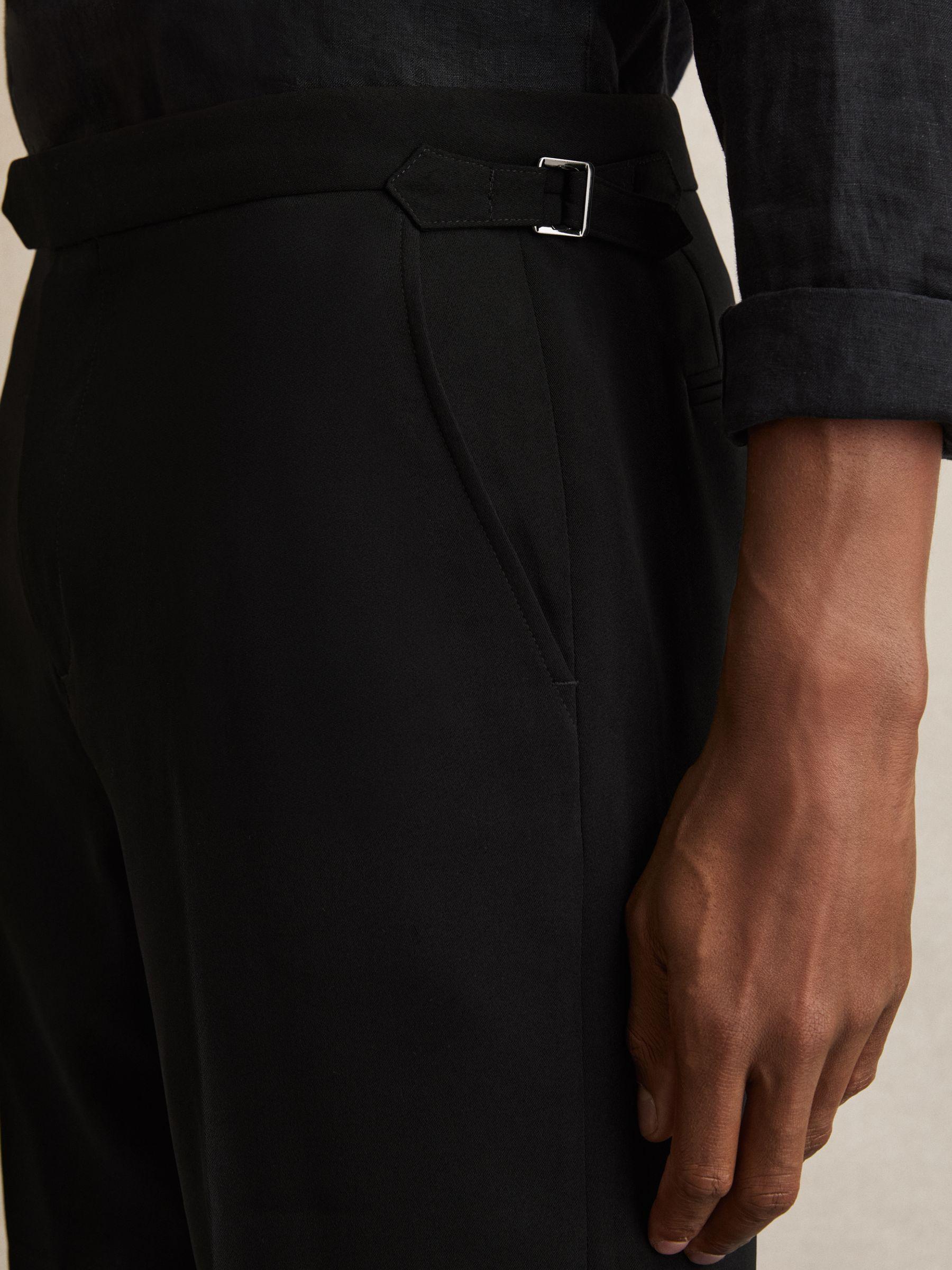 Side-Adjuster Tailored Shorts in Black Product Image