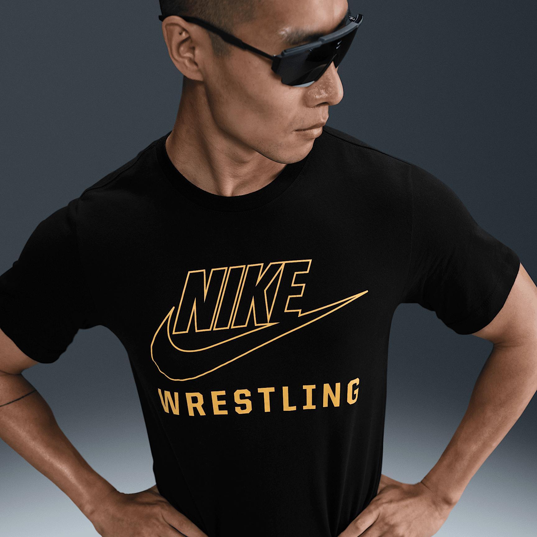Nike Men's Swoosh Wrestling T-Shirt Product Image