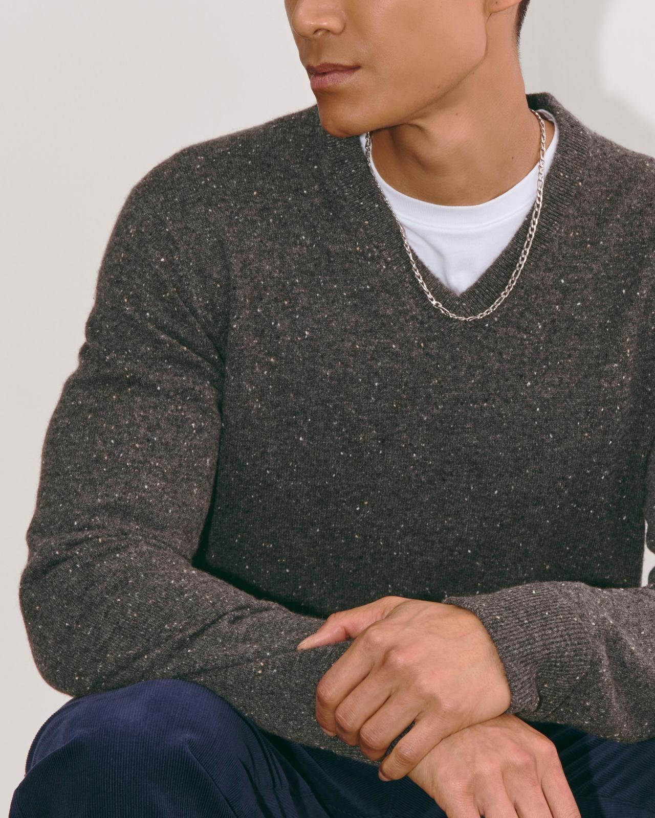 The Cashmere V-Neck Sweater Product Image