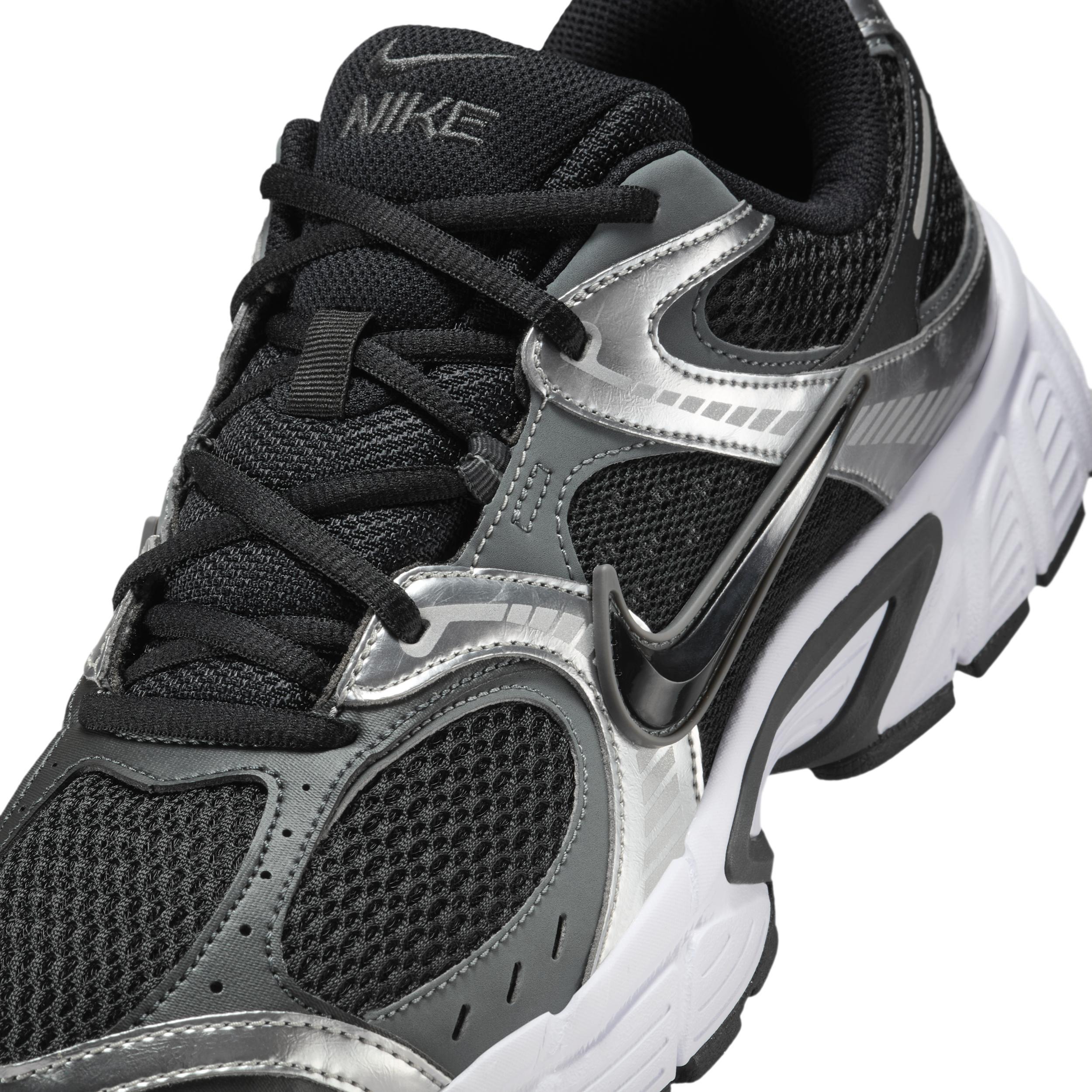 Nike V5 RNR Men's Shoes Product Image