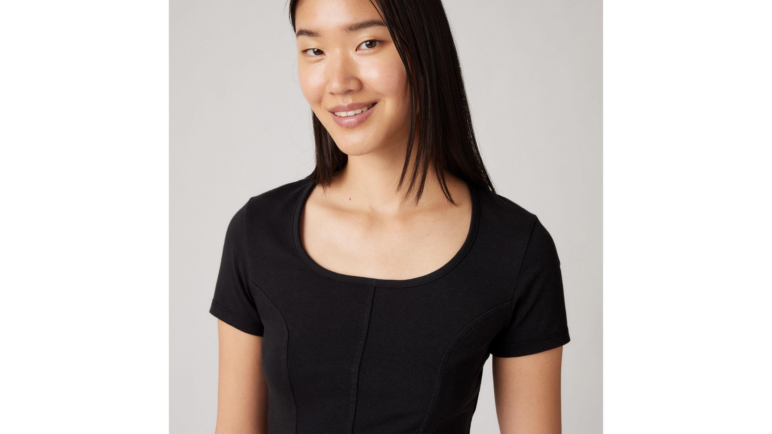 Lyra T-Shirt Product Image